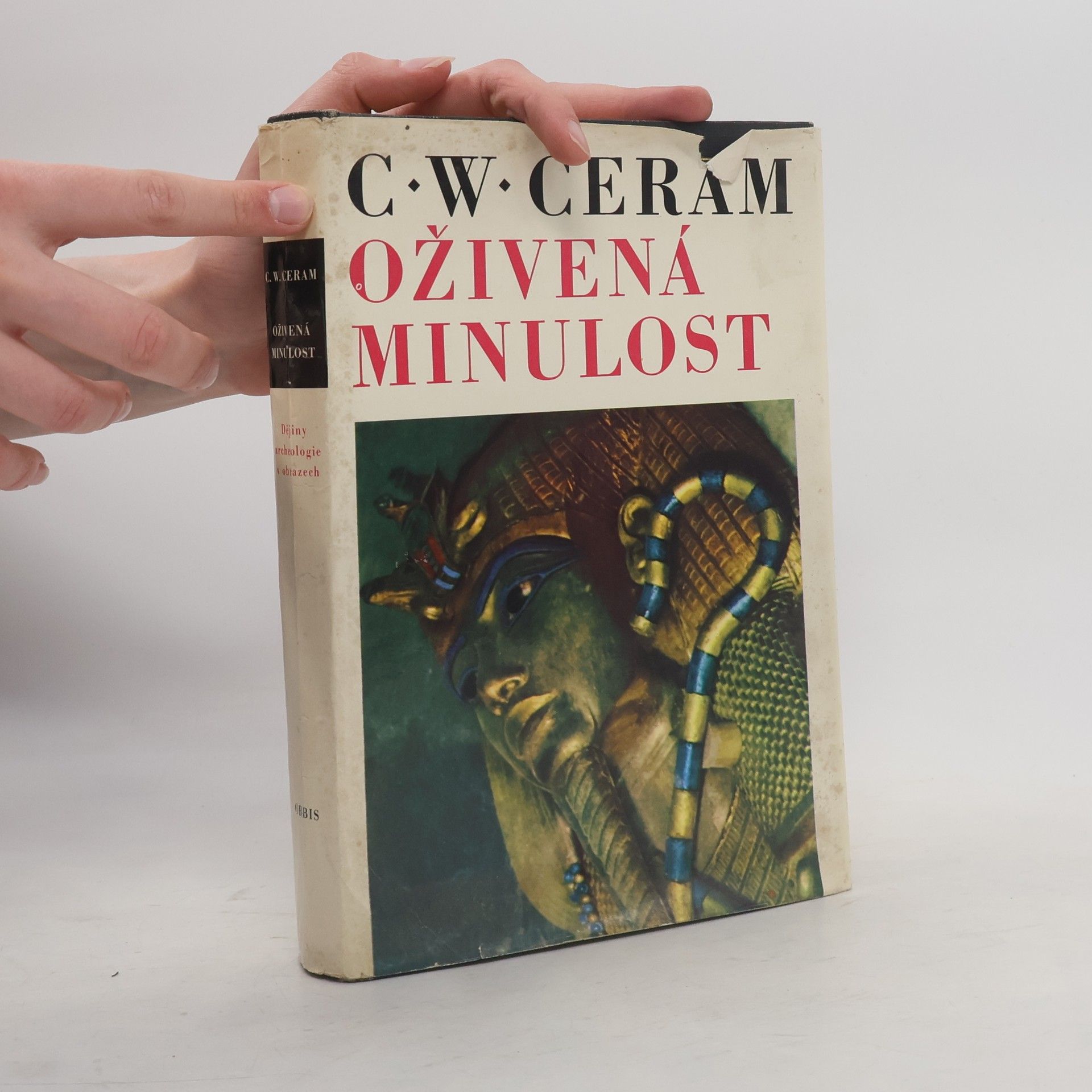 C. W. Ceram Oživená minulost