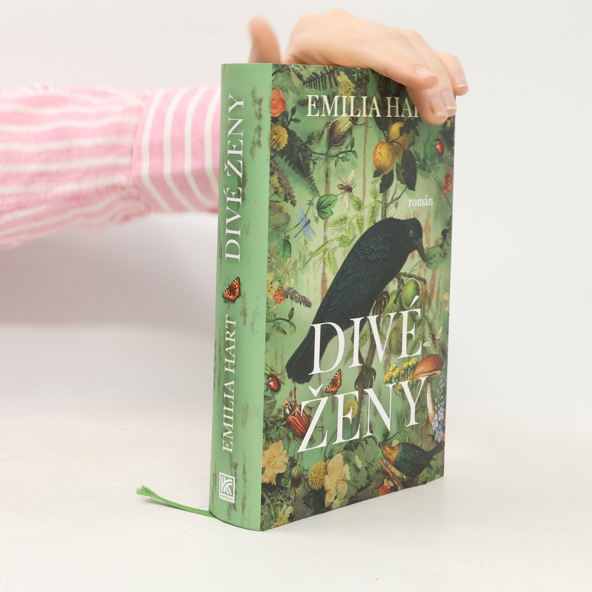 Emilia Hart Divé ženy