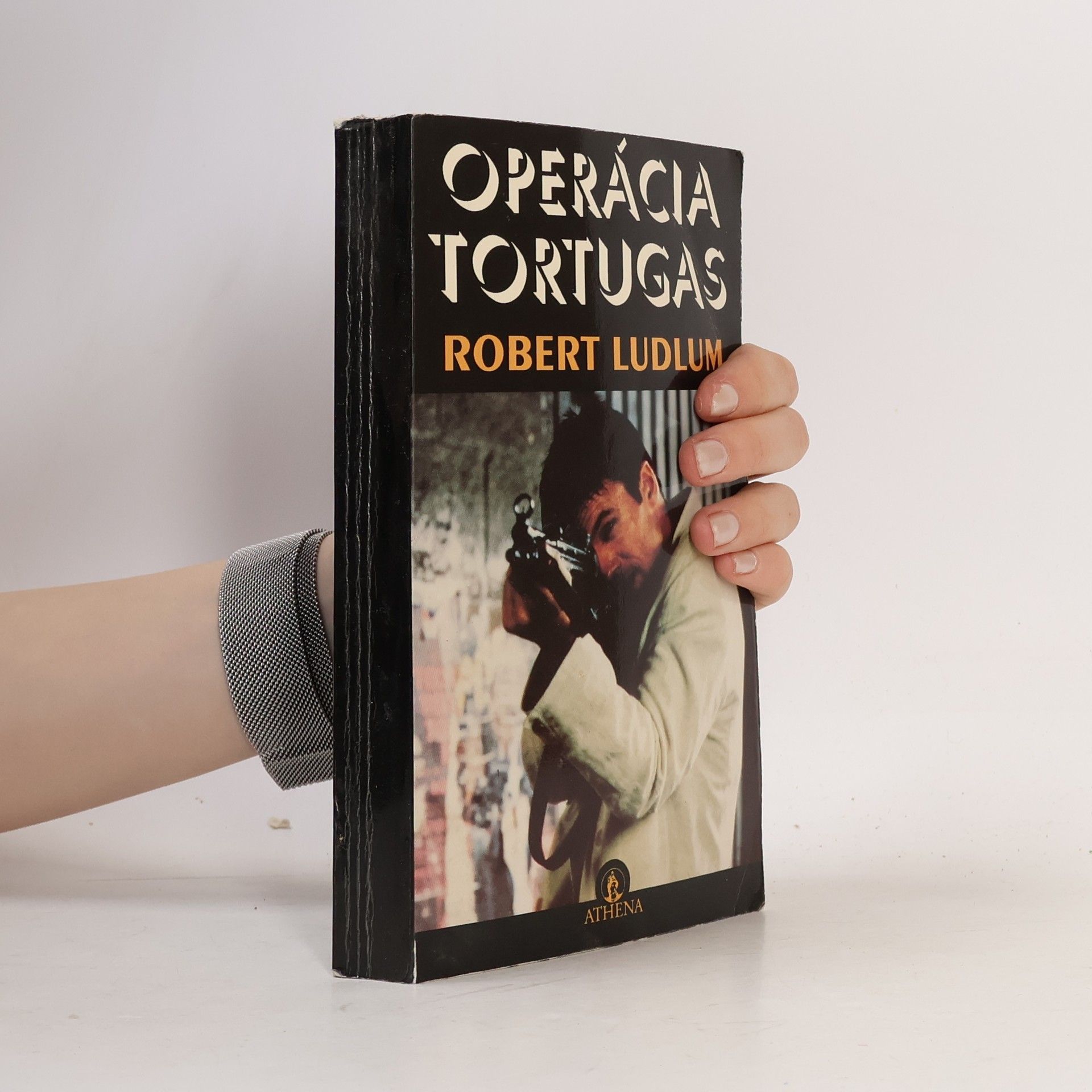 Robert Ludlum Operácia Tortugas