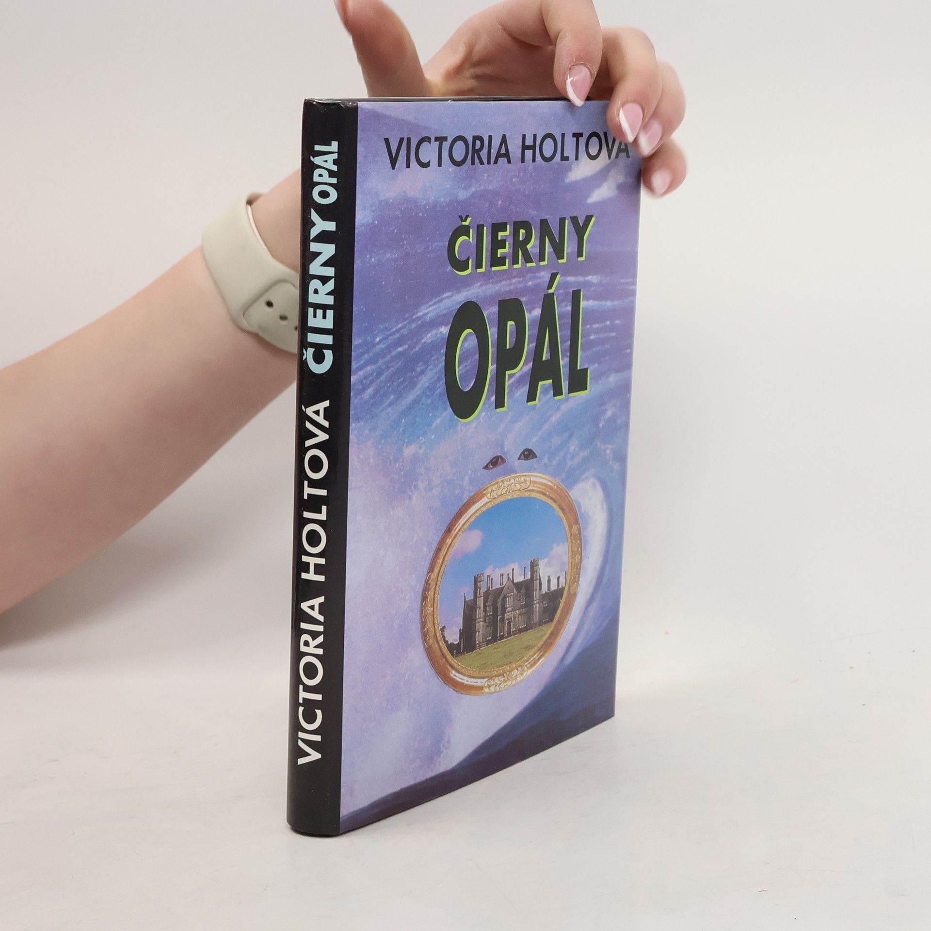 Eleanor Burford Čierny opál