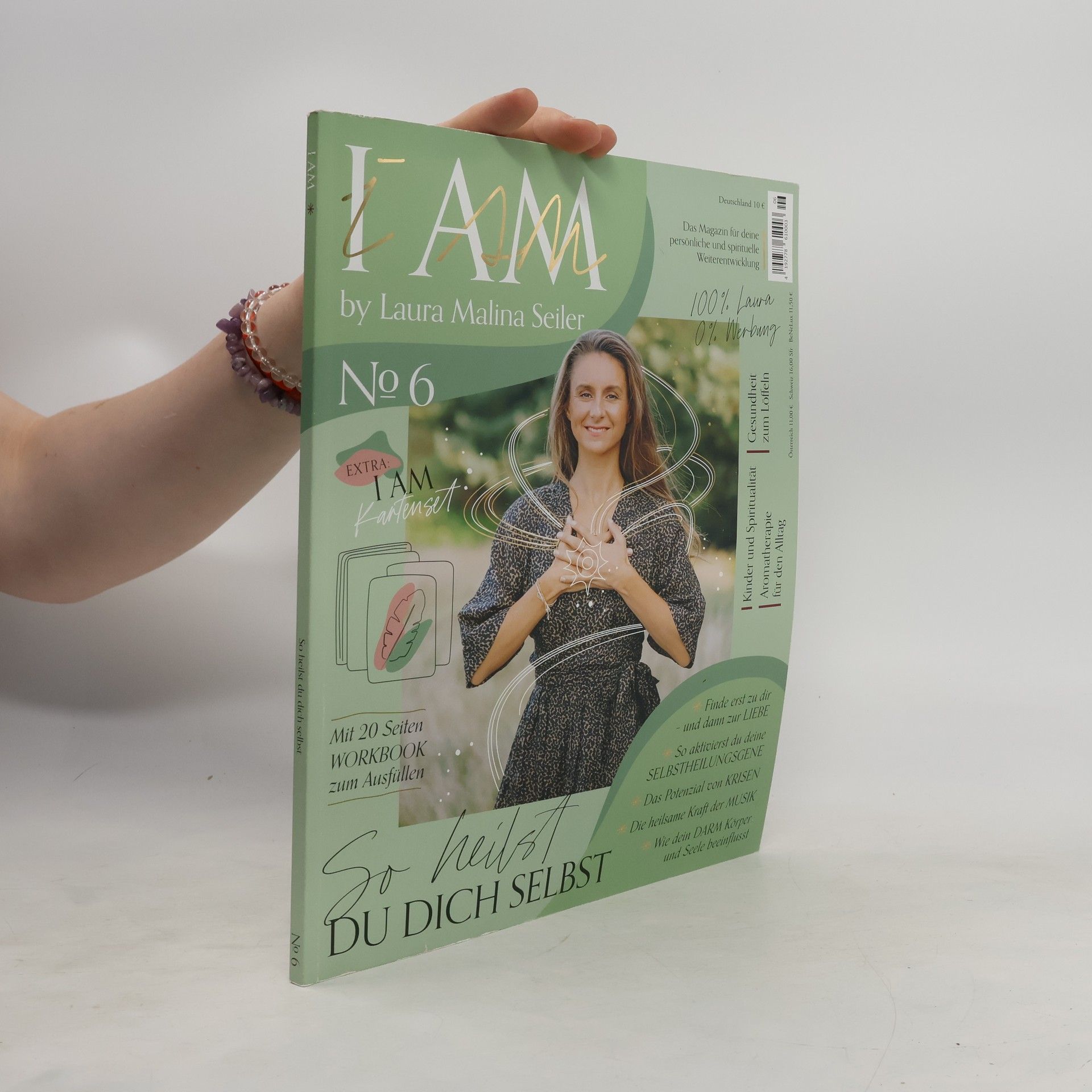 Laura Malina Seiler I Am. No. 6