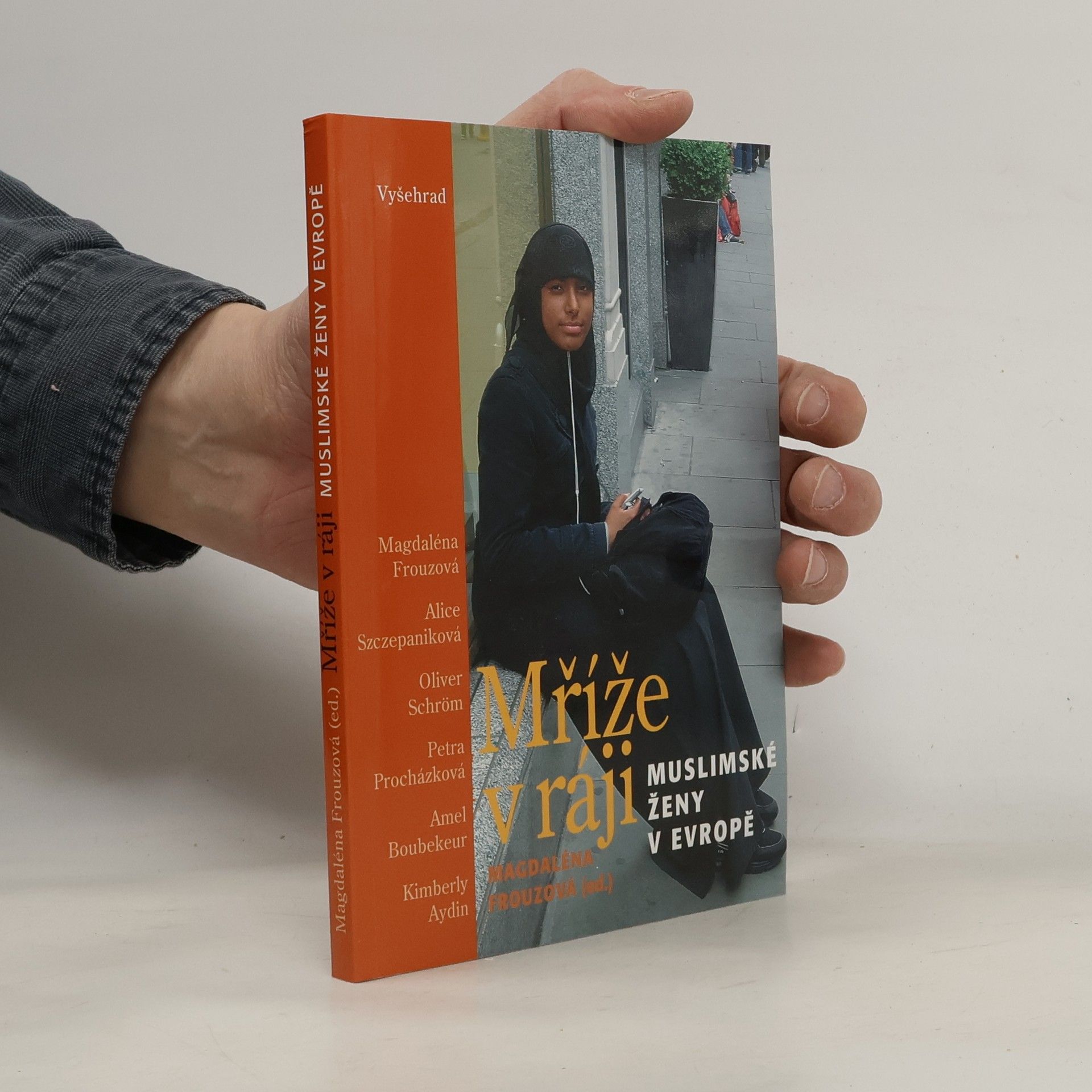 Magdaléna Frouzová Mříže v ráji