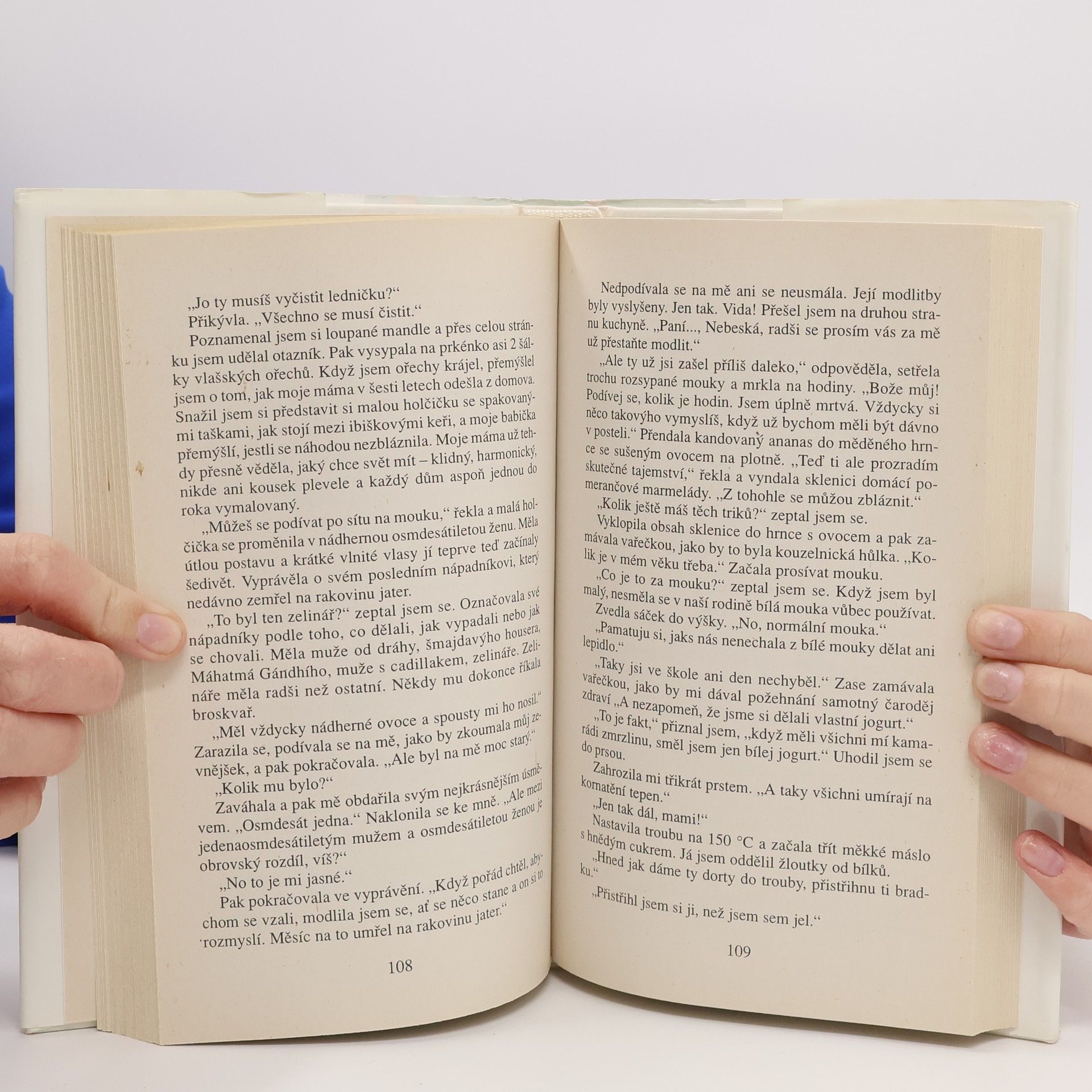 Jack Canfield Slepičí polévka pro duši, kuchařka. Vyprávěnky a recepty pro potěchu nejen duše, ale i těla