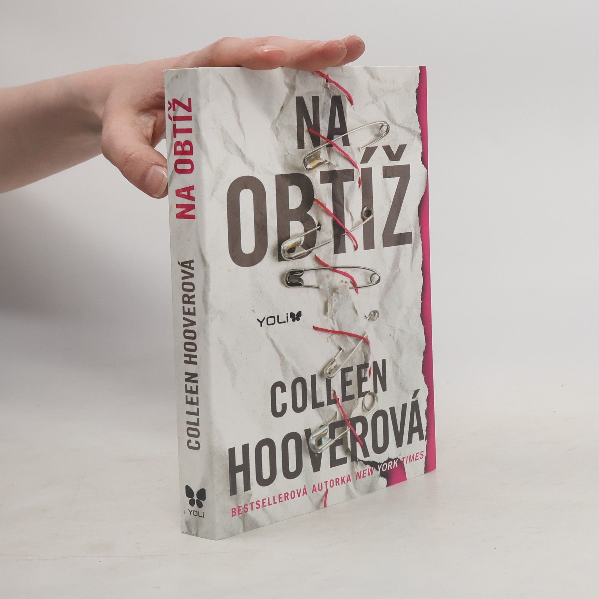 Colleen Hoover Na obtíž