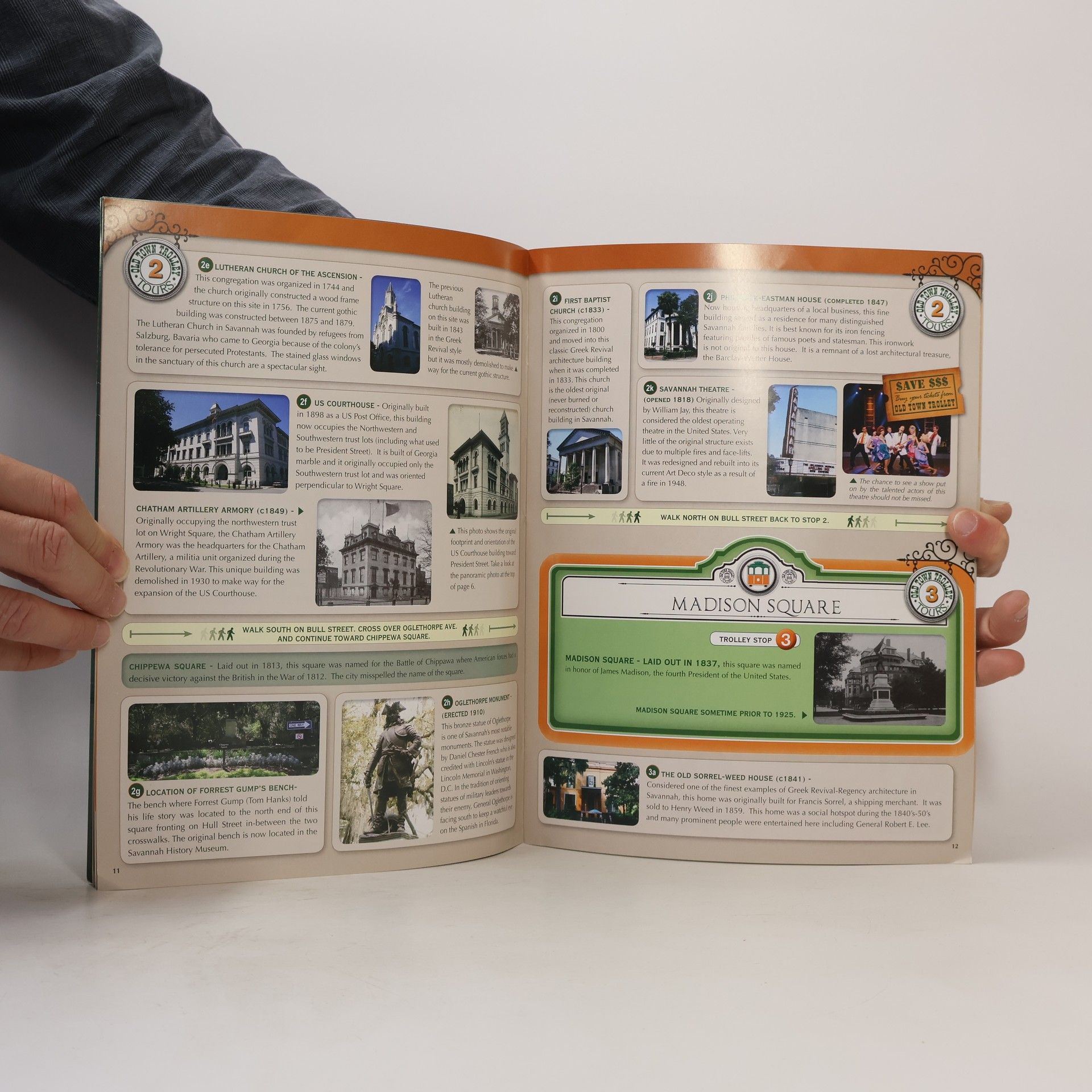 Coastal Books & Souvenirs Essential Guide to Historic Savannah