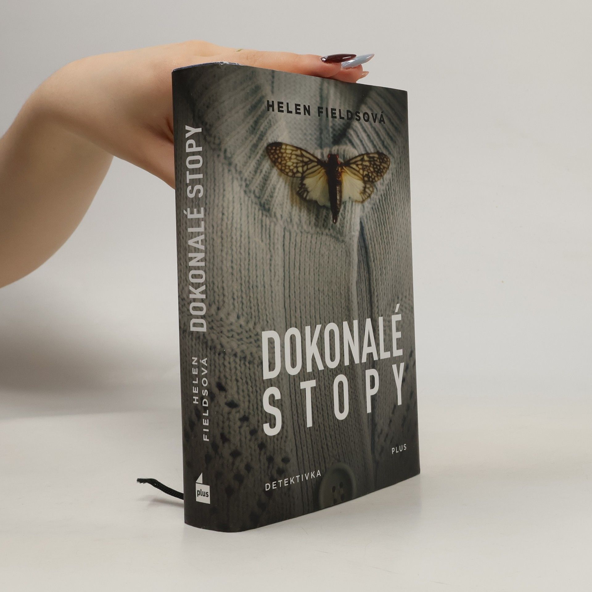 Helen Fields Dokonalé stopy