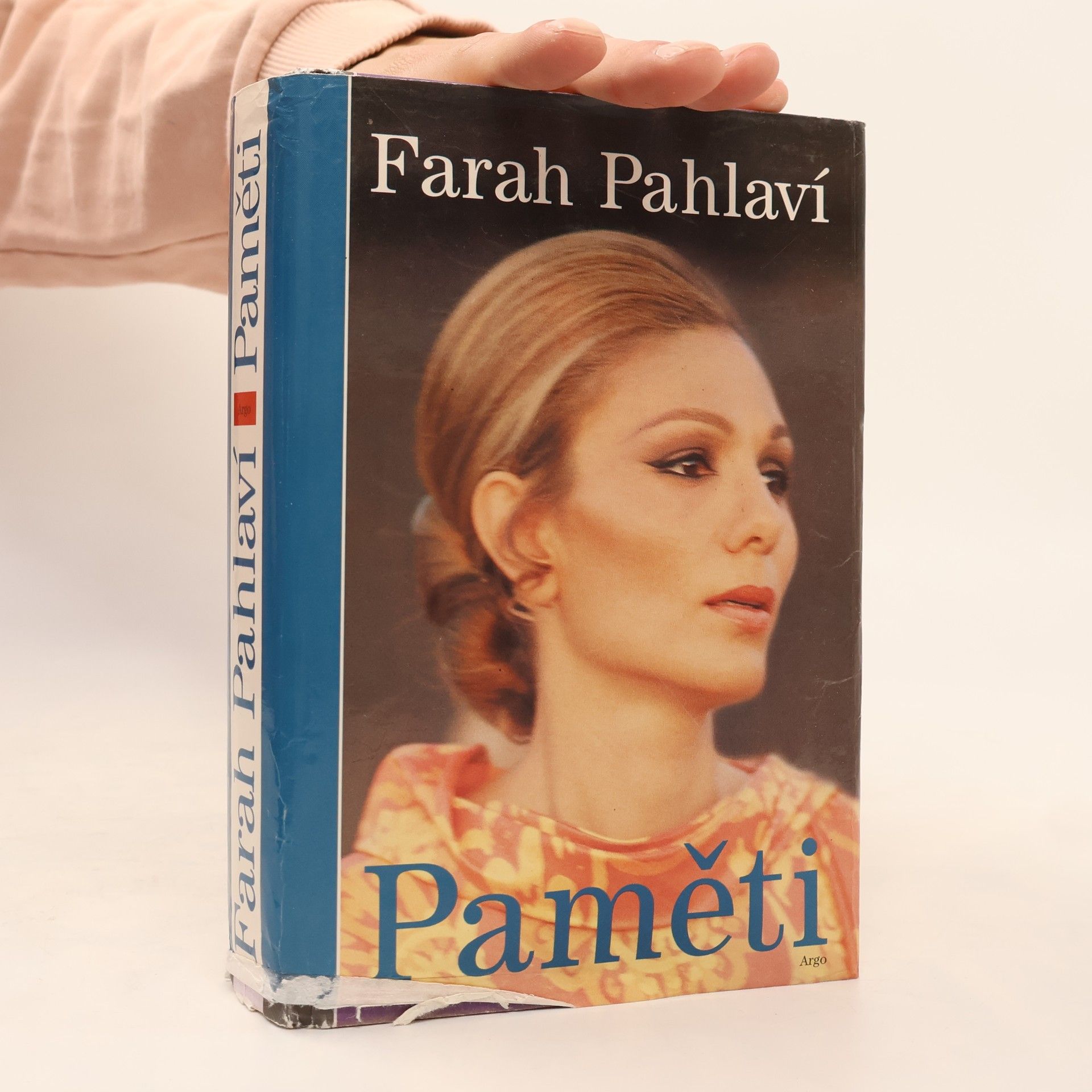 Farah Pahlavi Paměti