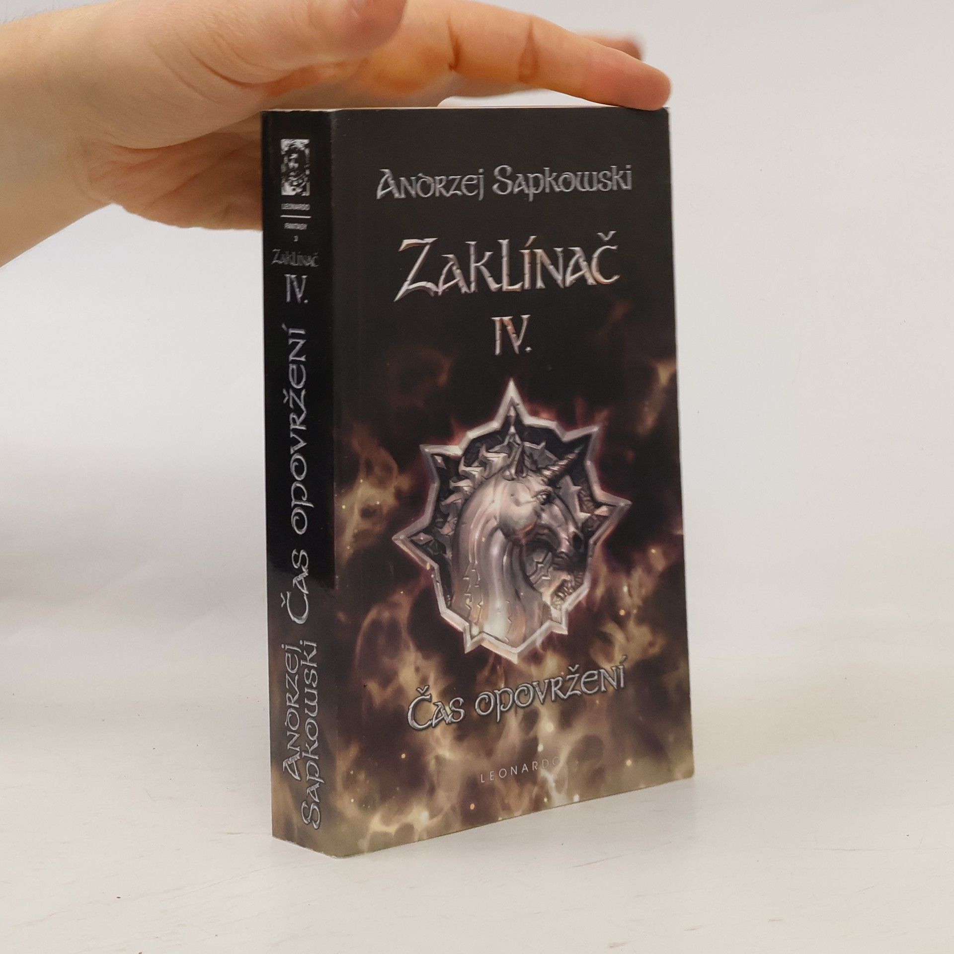 Andrzej Sapkowski Zaklínač IV. Čas opovržení