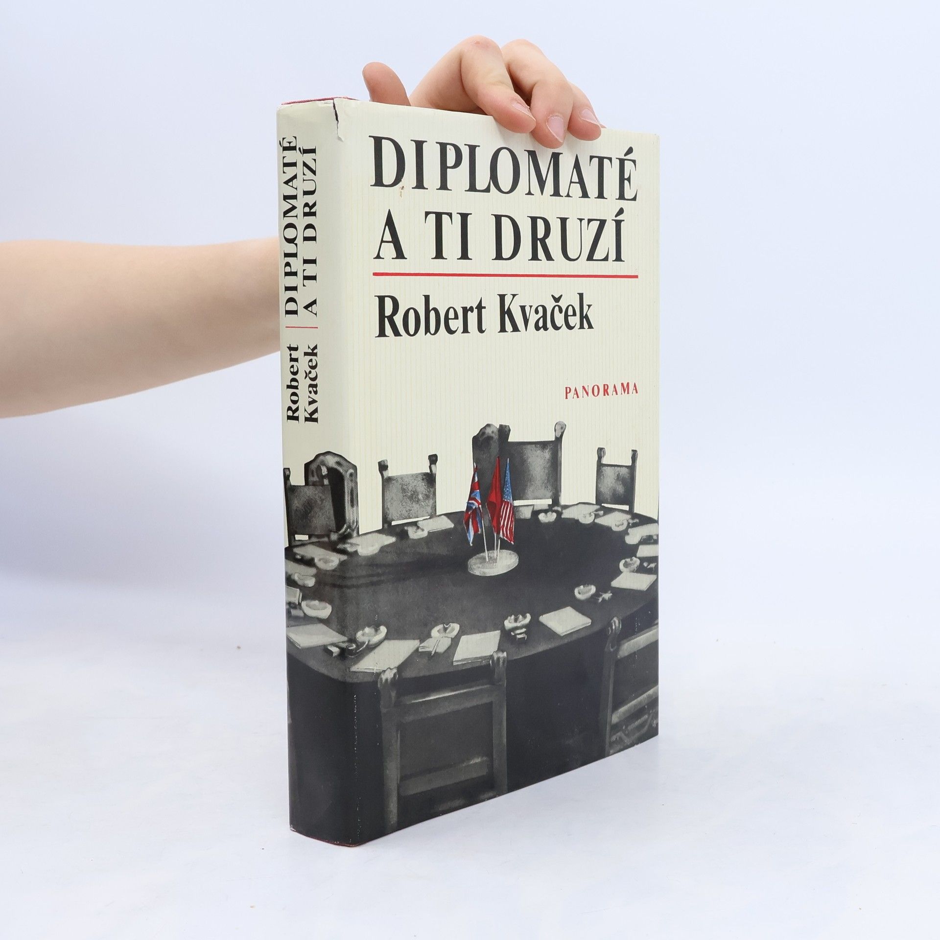 Robert Kvaček Diplomaté a ti druzí