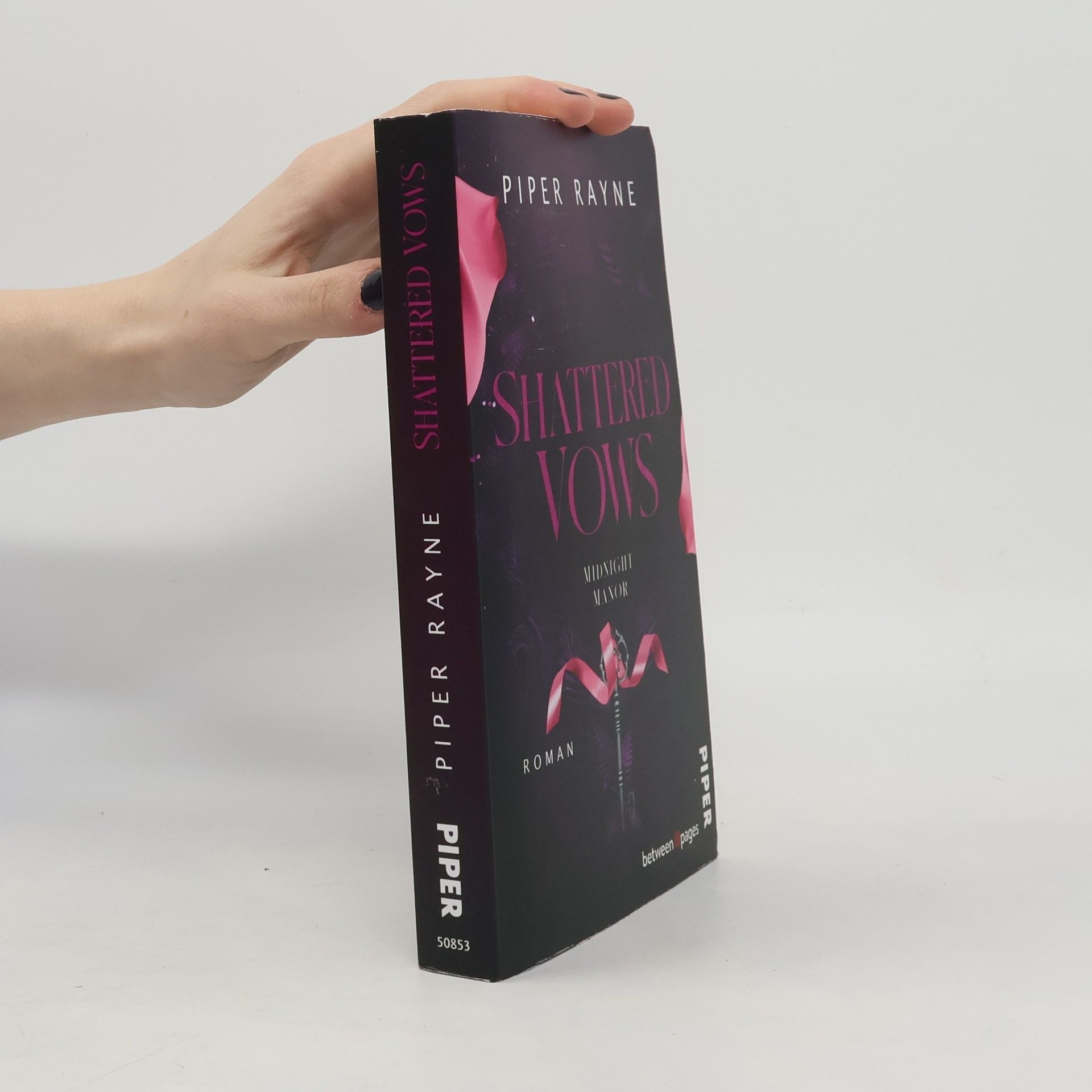 Piper Rayne Midnight Manor - 2: Shattered Vows