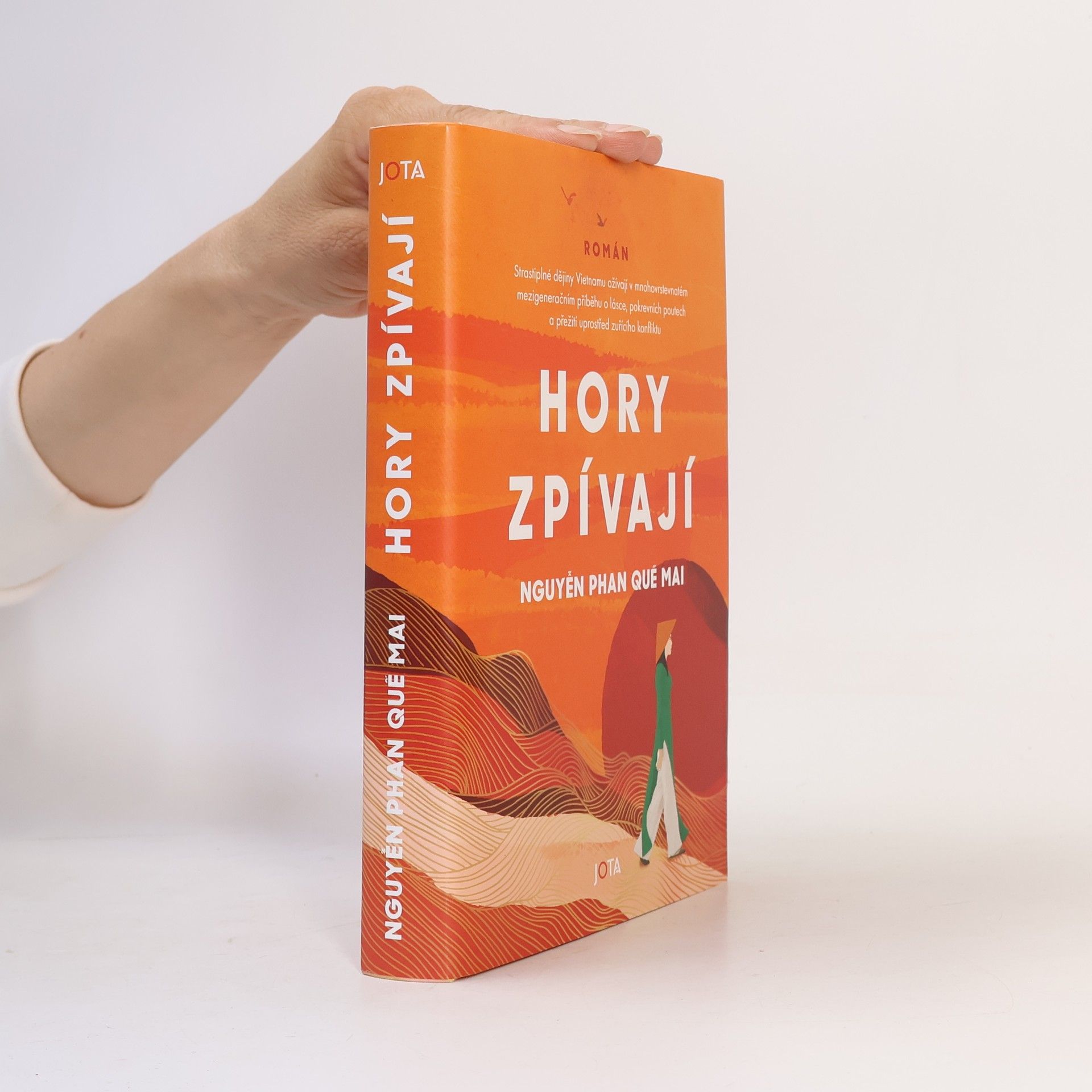 Nguyễn Phan Quế Mai Hory zpívají