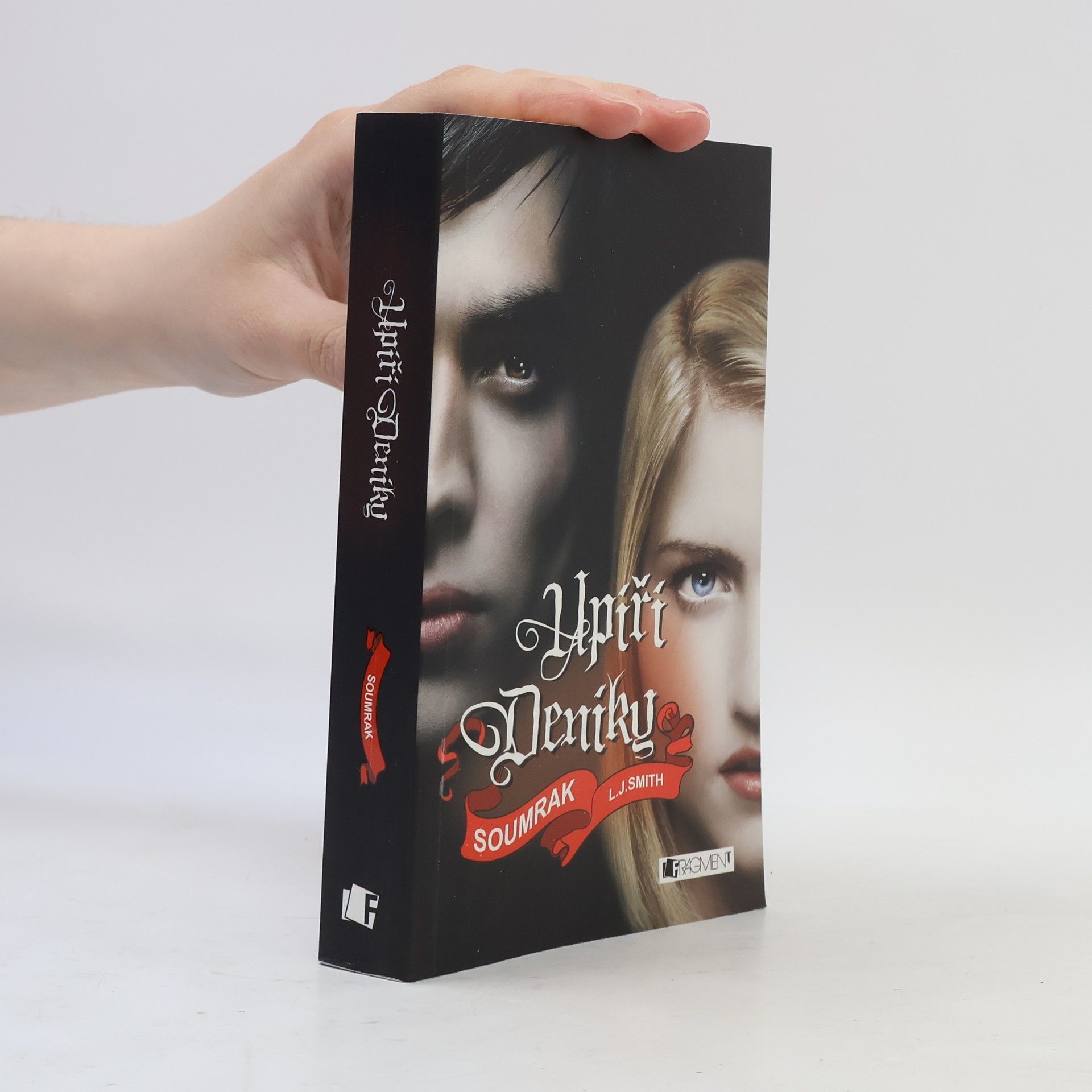 Lisa Jane Smith Upíří deníky. Soumrak
