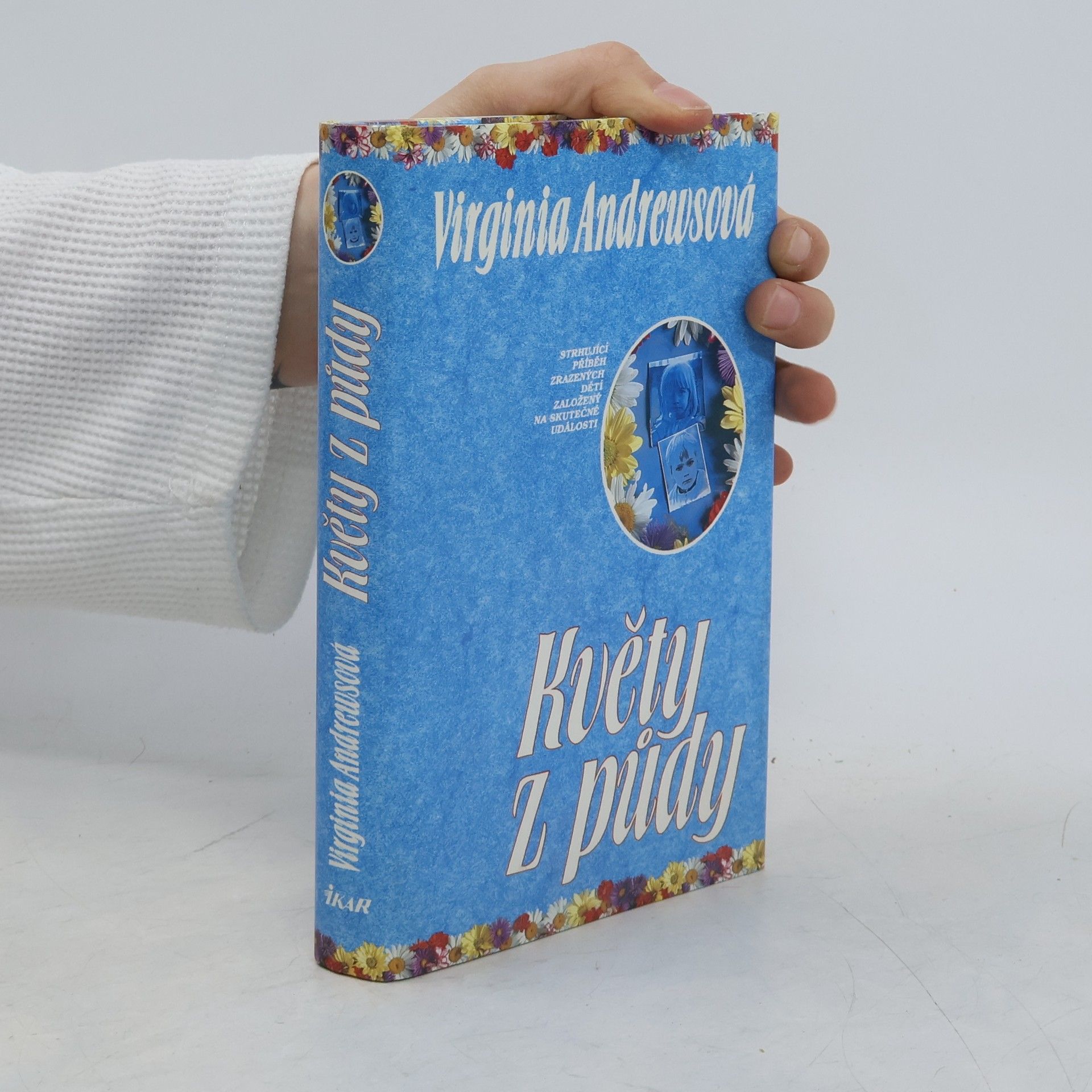 V. C. Andrews Květy z půdy