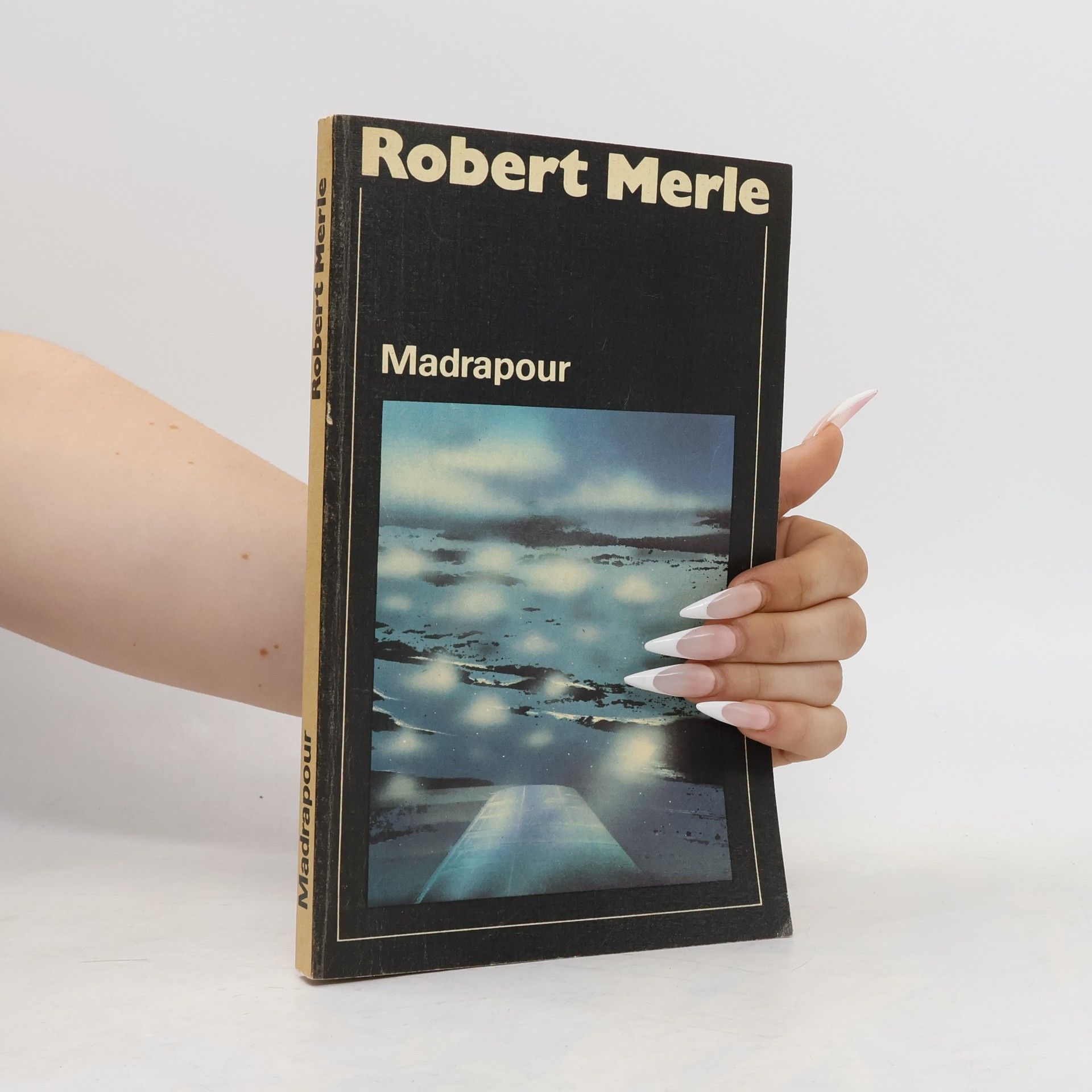 Robert Merle Madrapour