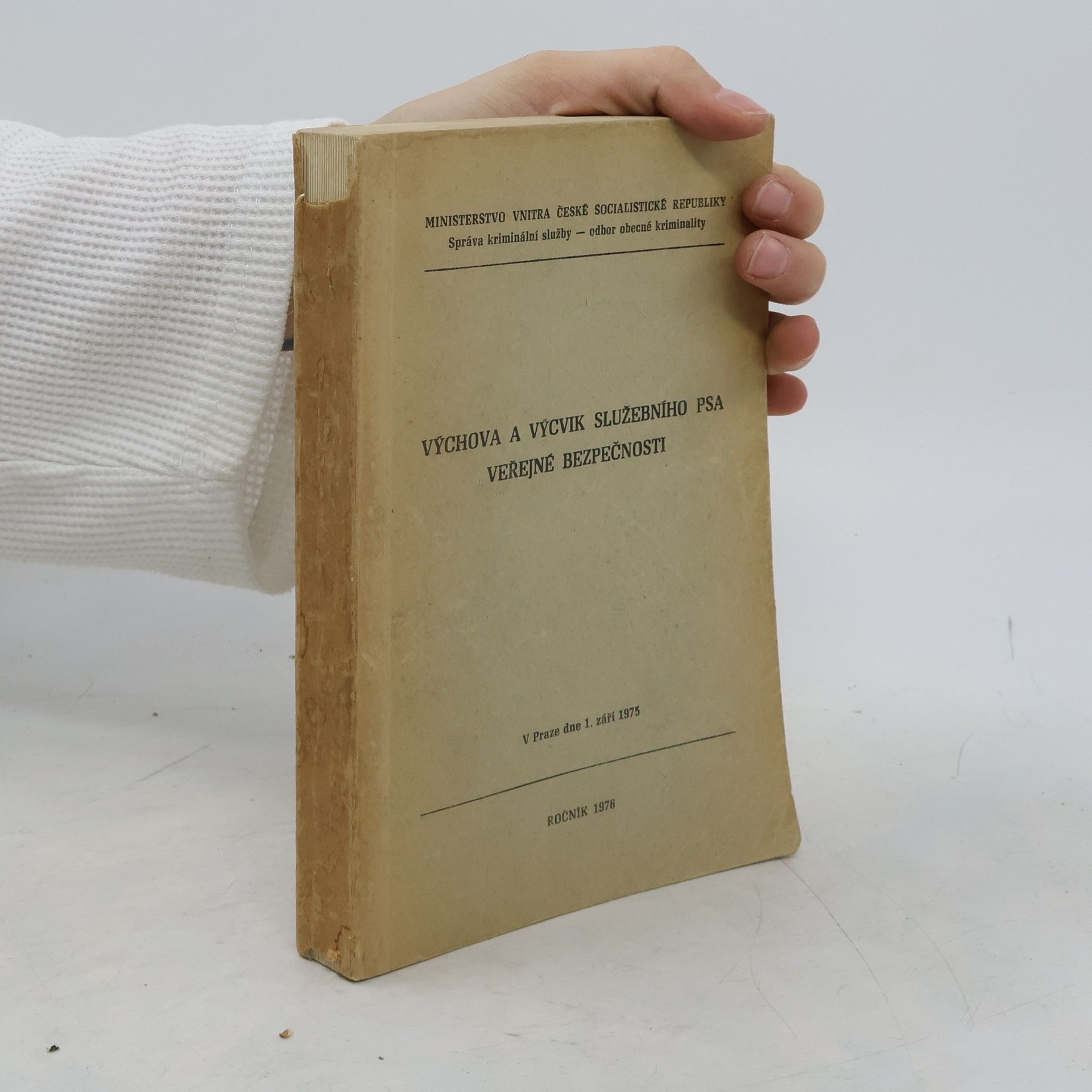 Autores varios Výchova a výcvik služebního psa Veřejné bezpečnosti