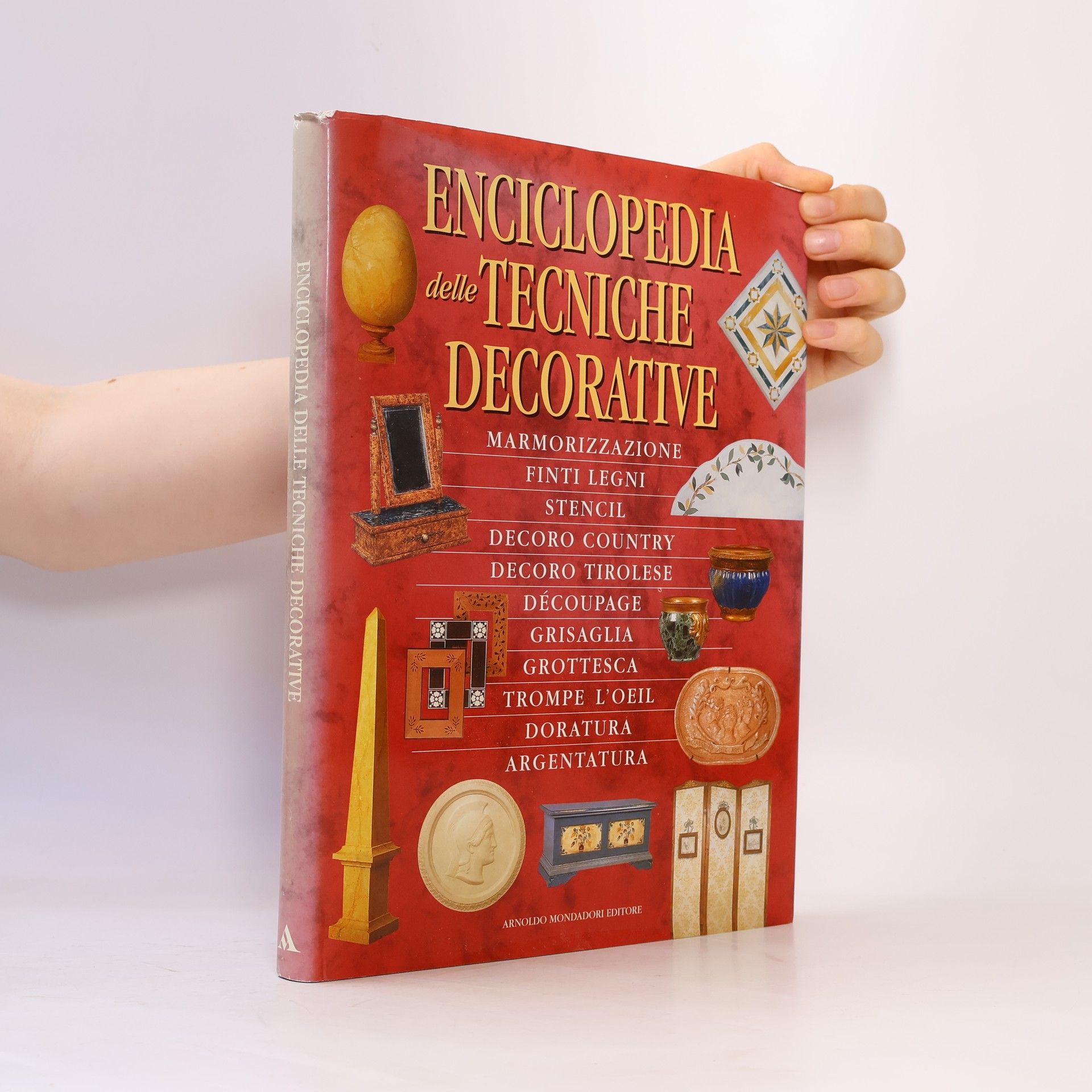 Collectif d'auteurs Illustrati. Arts & Krafts: Enciclopedia delle tecniche decorative