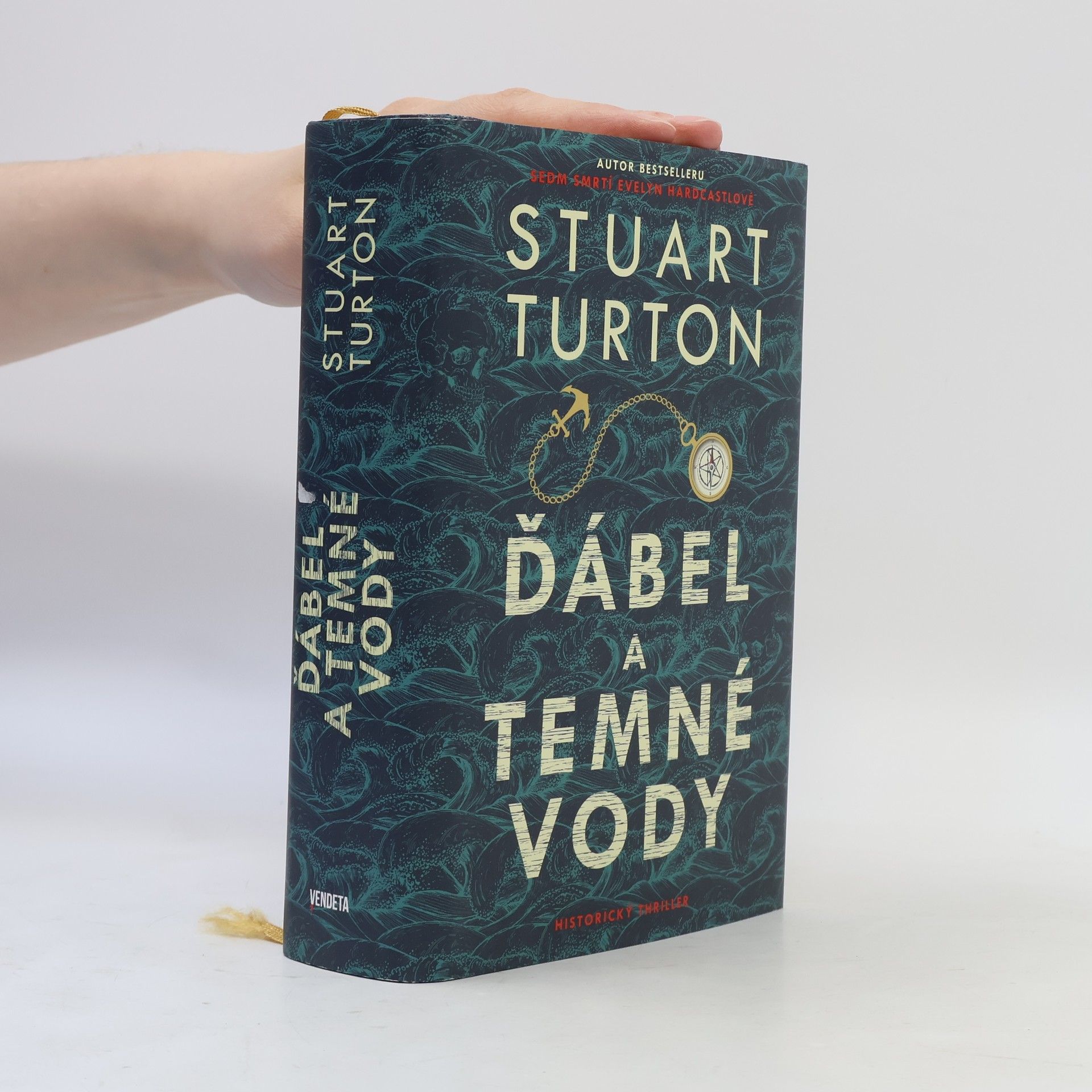 Stuart Turton Ďábel a temné vody