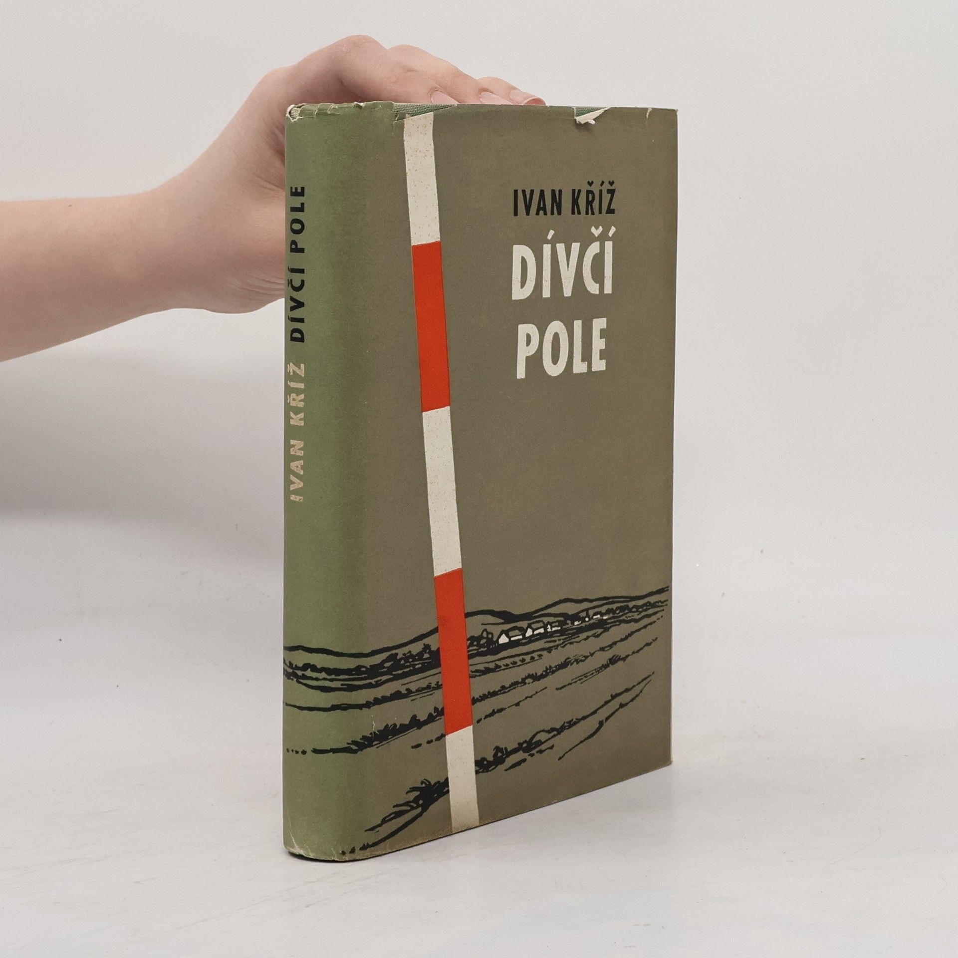 Ivan Kříž Dívčí pole