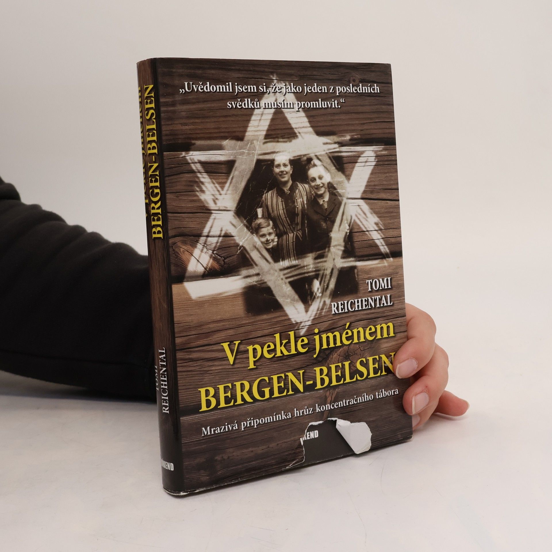 Tomi Reichental V pekle jménem Bergen-Belsen