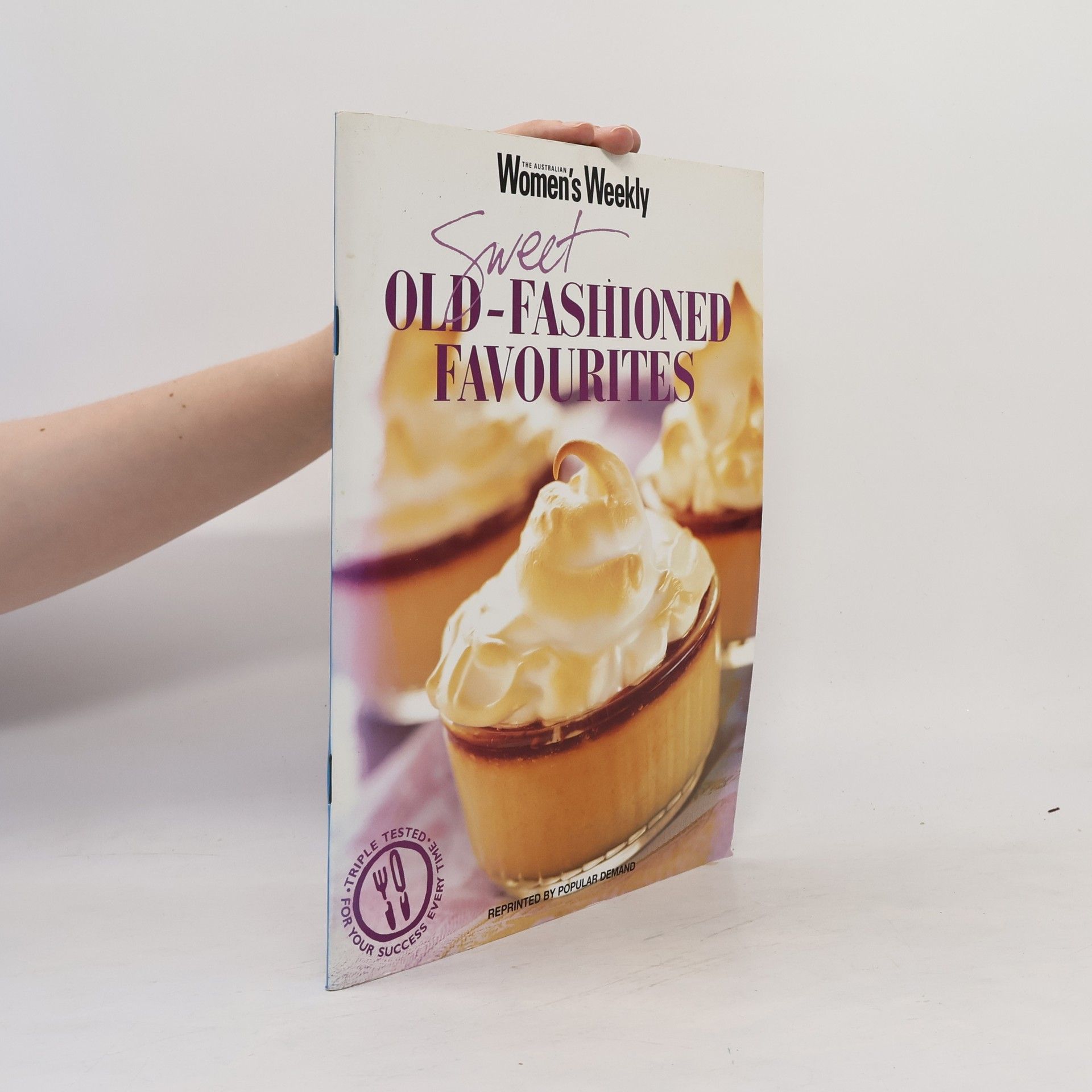 Maryanne Blacker Australian Women's Weekly Home Library: Sweet Old-fashioned Favourites