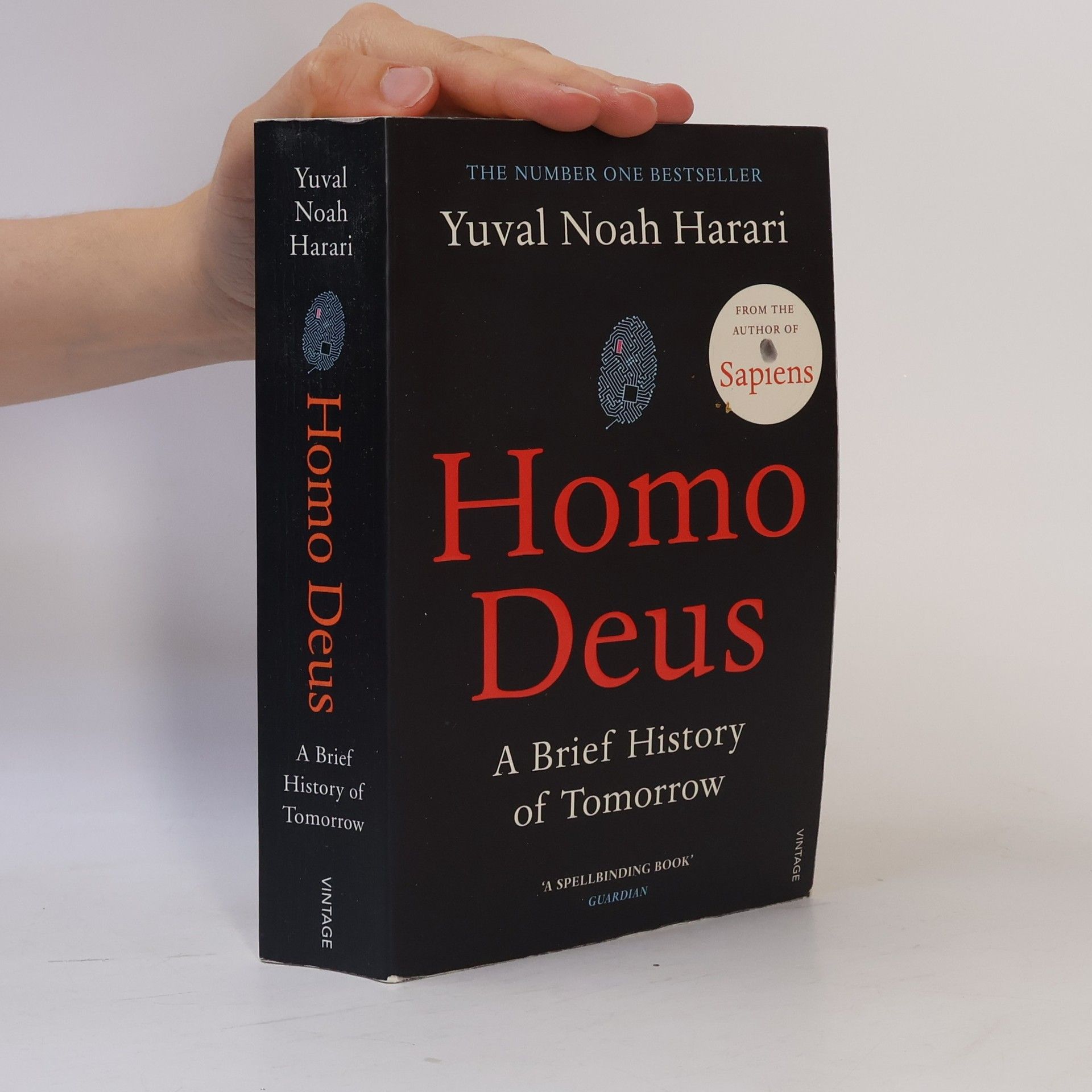 Yuval Noah Harari Homo Deus. A Brief History of Tomorrow