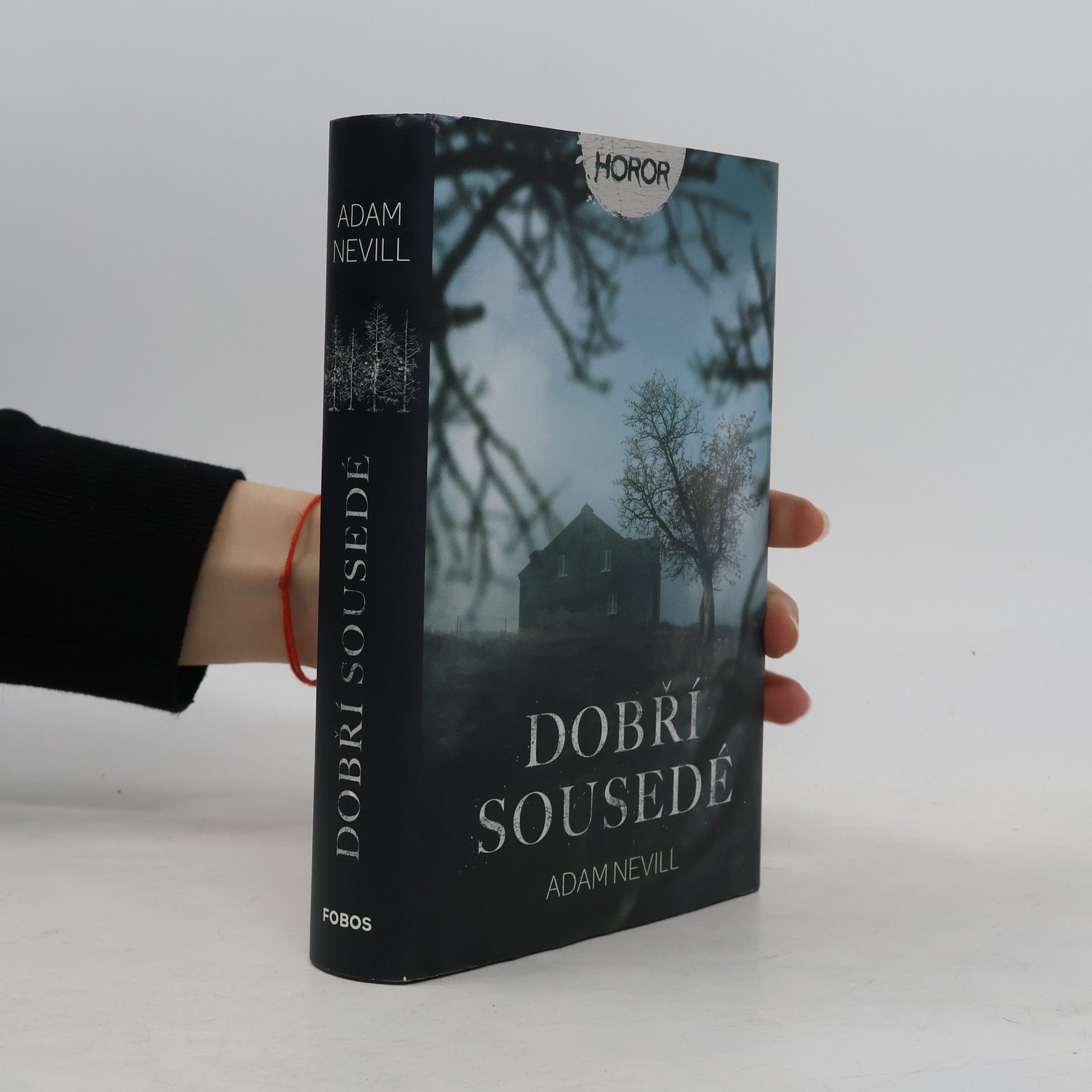 Adam L. G. Nevill Dobří sousedé