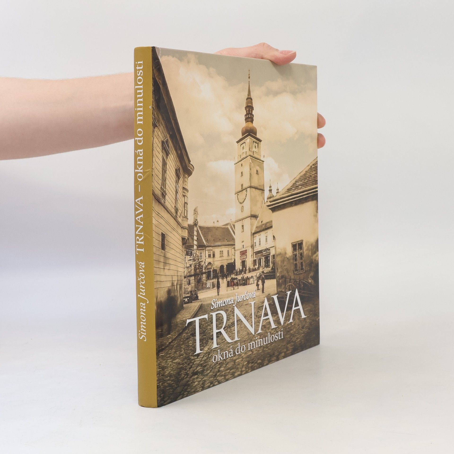 Simona Jurčová Trnava: Okná do minulosti