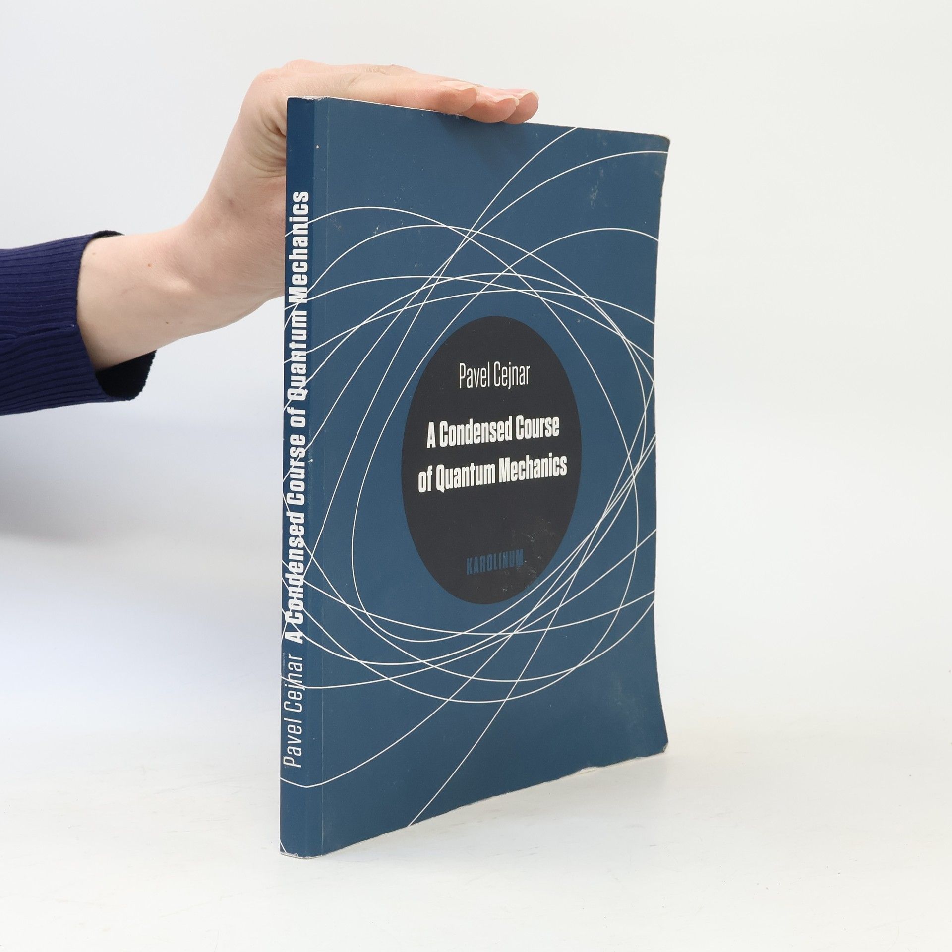 A condensed course of quantum mechanics