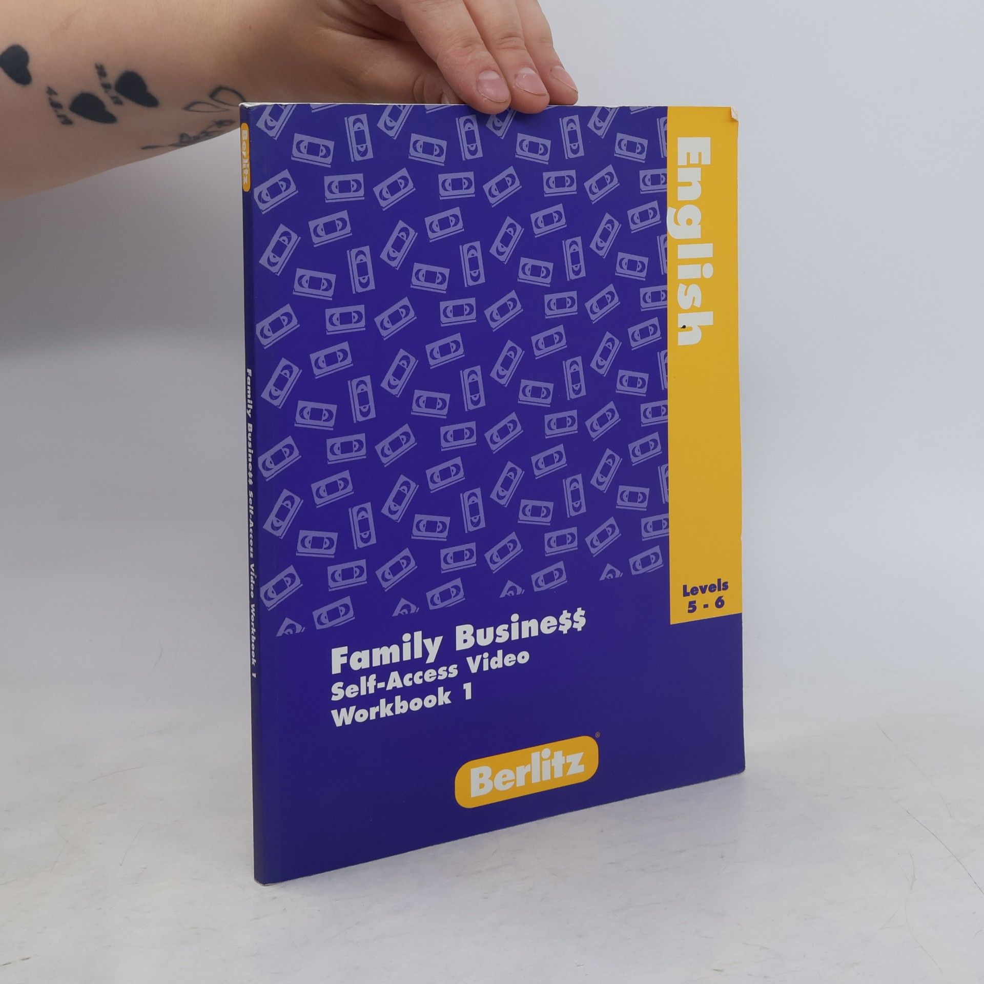 Auteurscollectief Family Business Self-Access Video Workbook 1