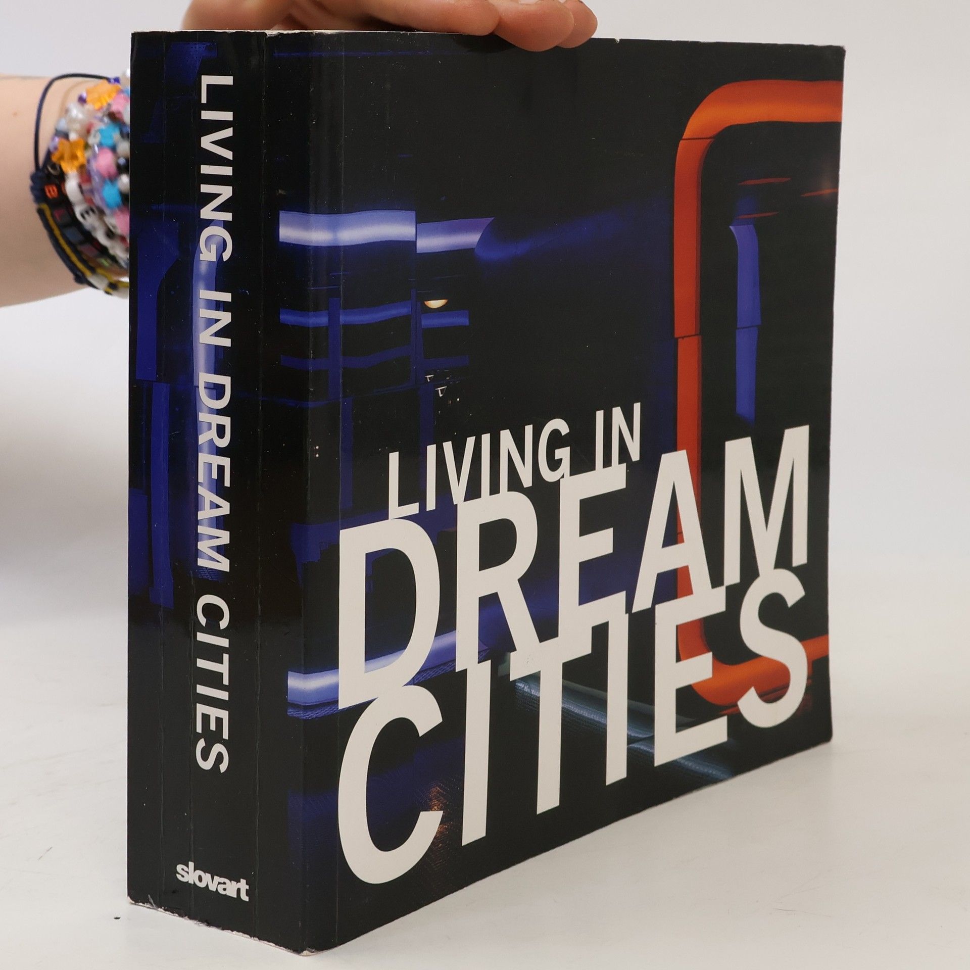 Collectif d'auteurs Living in dream cities