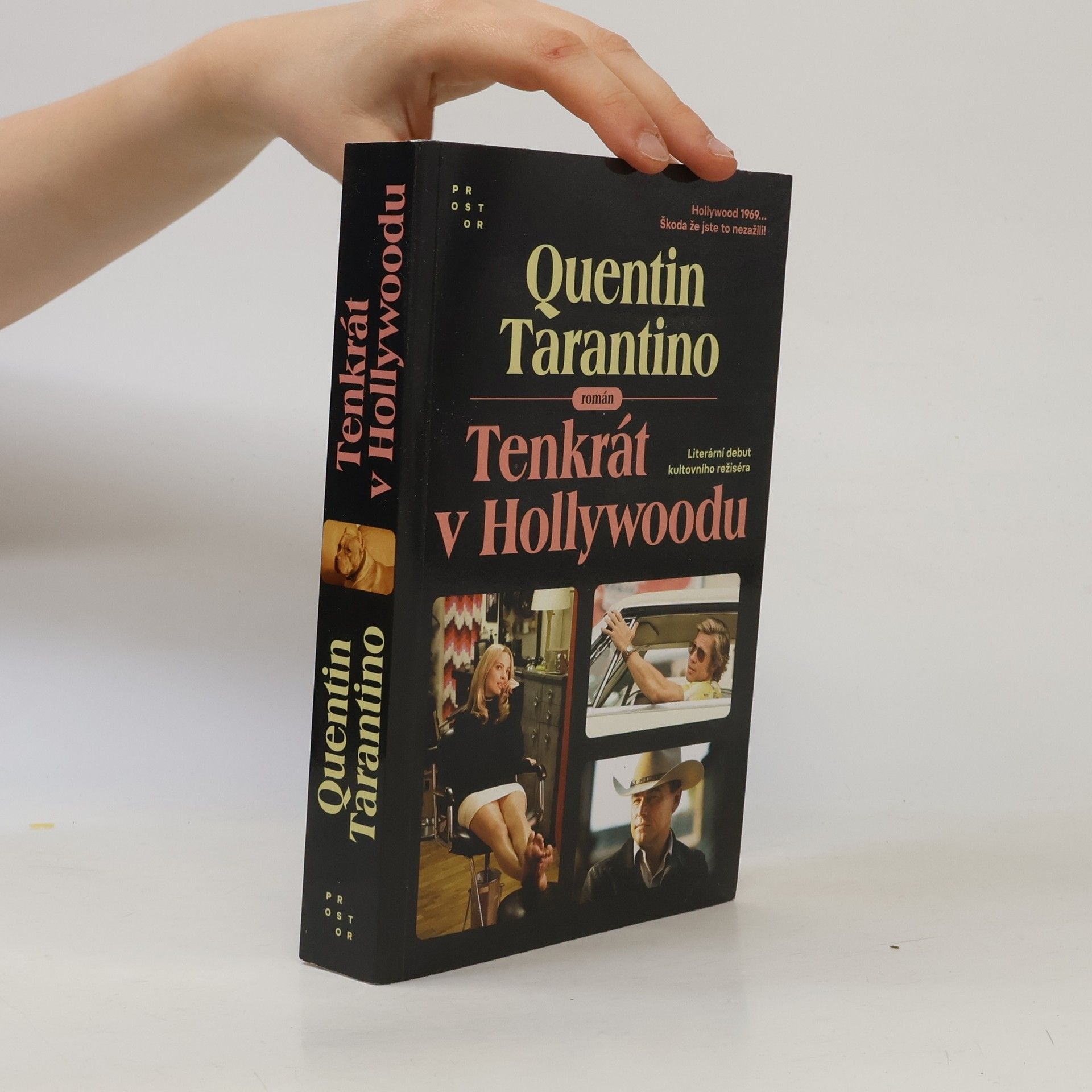 Quentin Tarantino Tenkrát v Hollywoodu : román