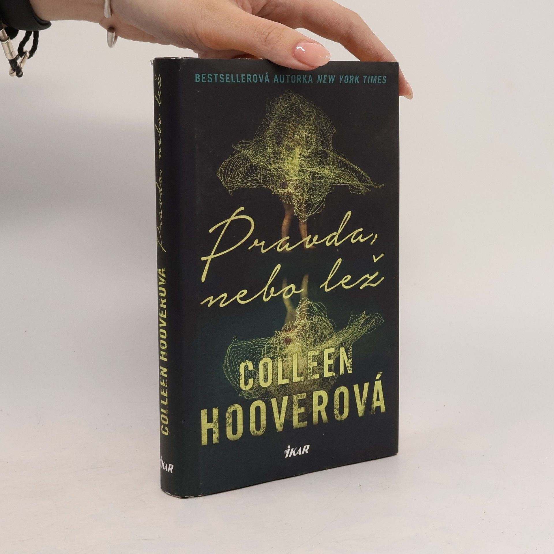 Colleen Hoover Pravda nebo lež