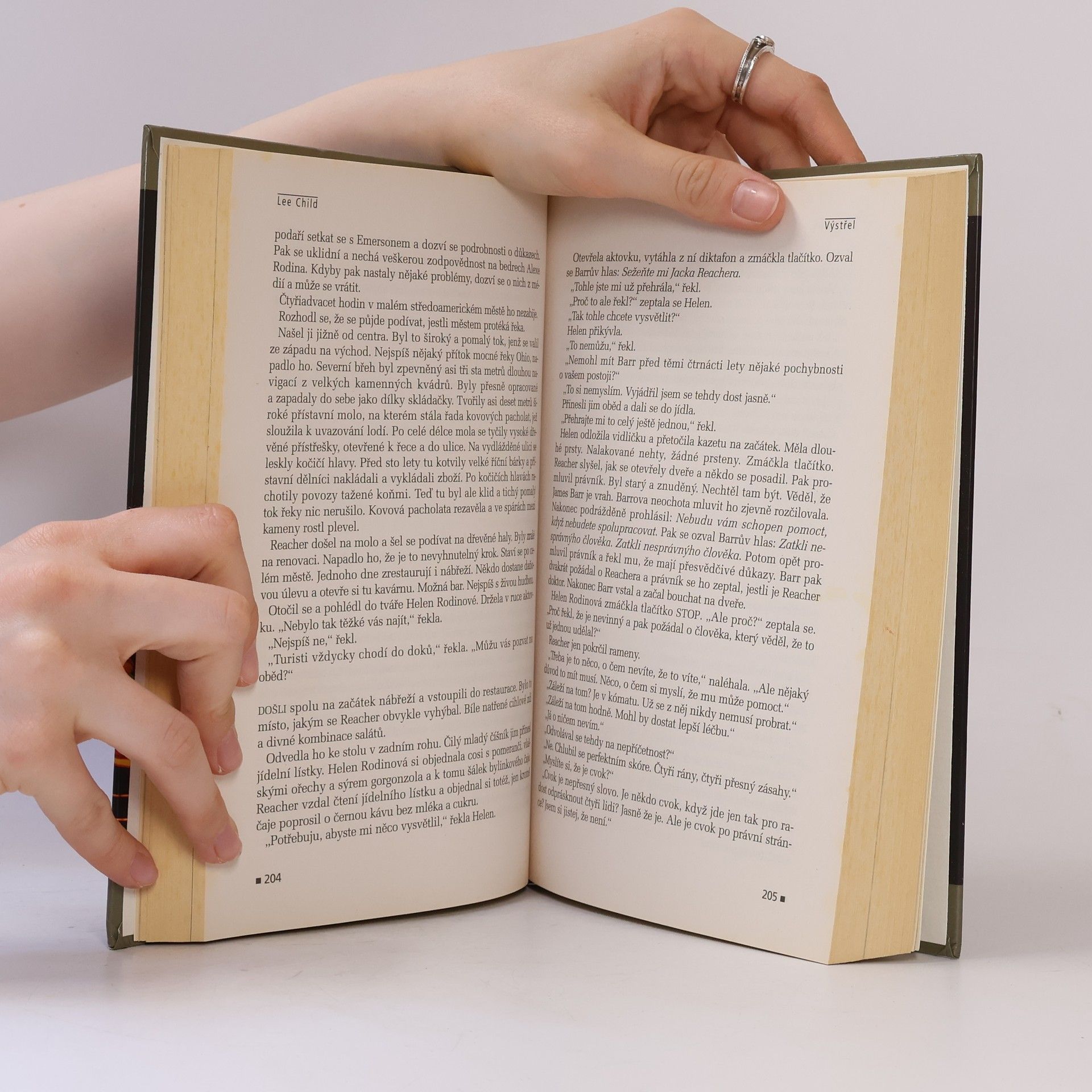 Lee Child Bez slitování. Výstřel. Únos