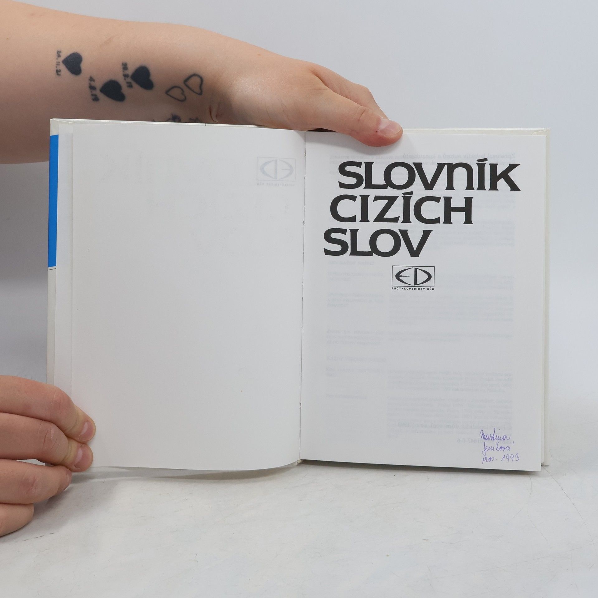 AA.VV. Slovník cizích slov