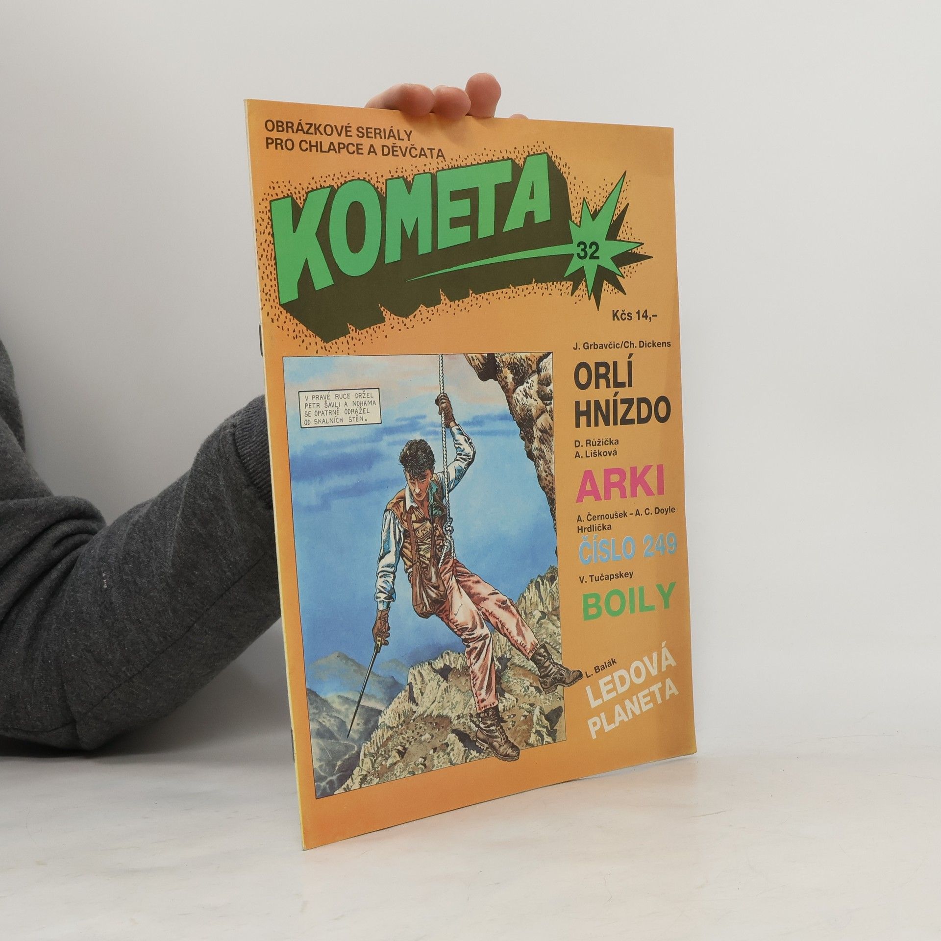 Kolektiv autorů Kometa 32