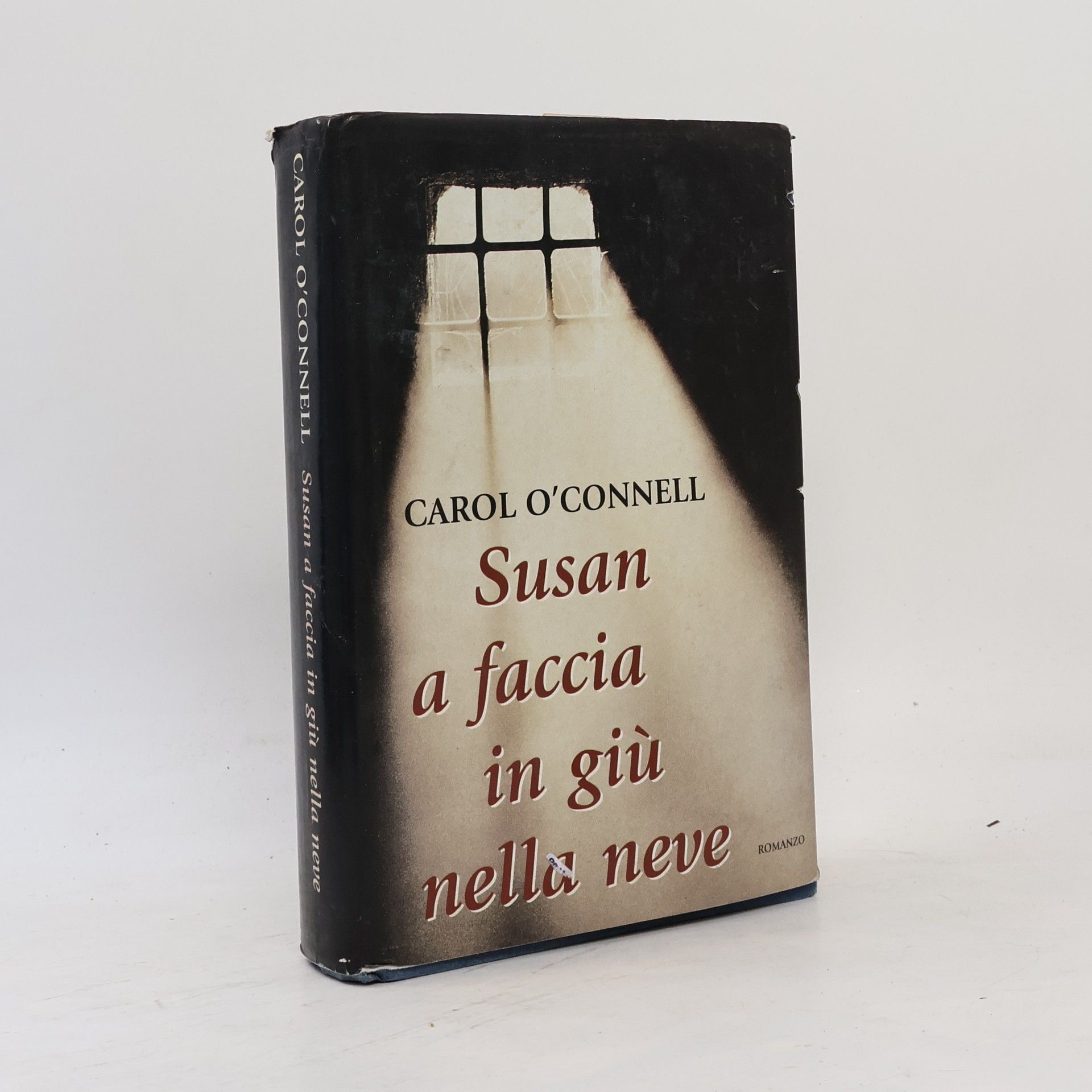 Carol O. Connell Susan a faccia in giù nella neve