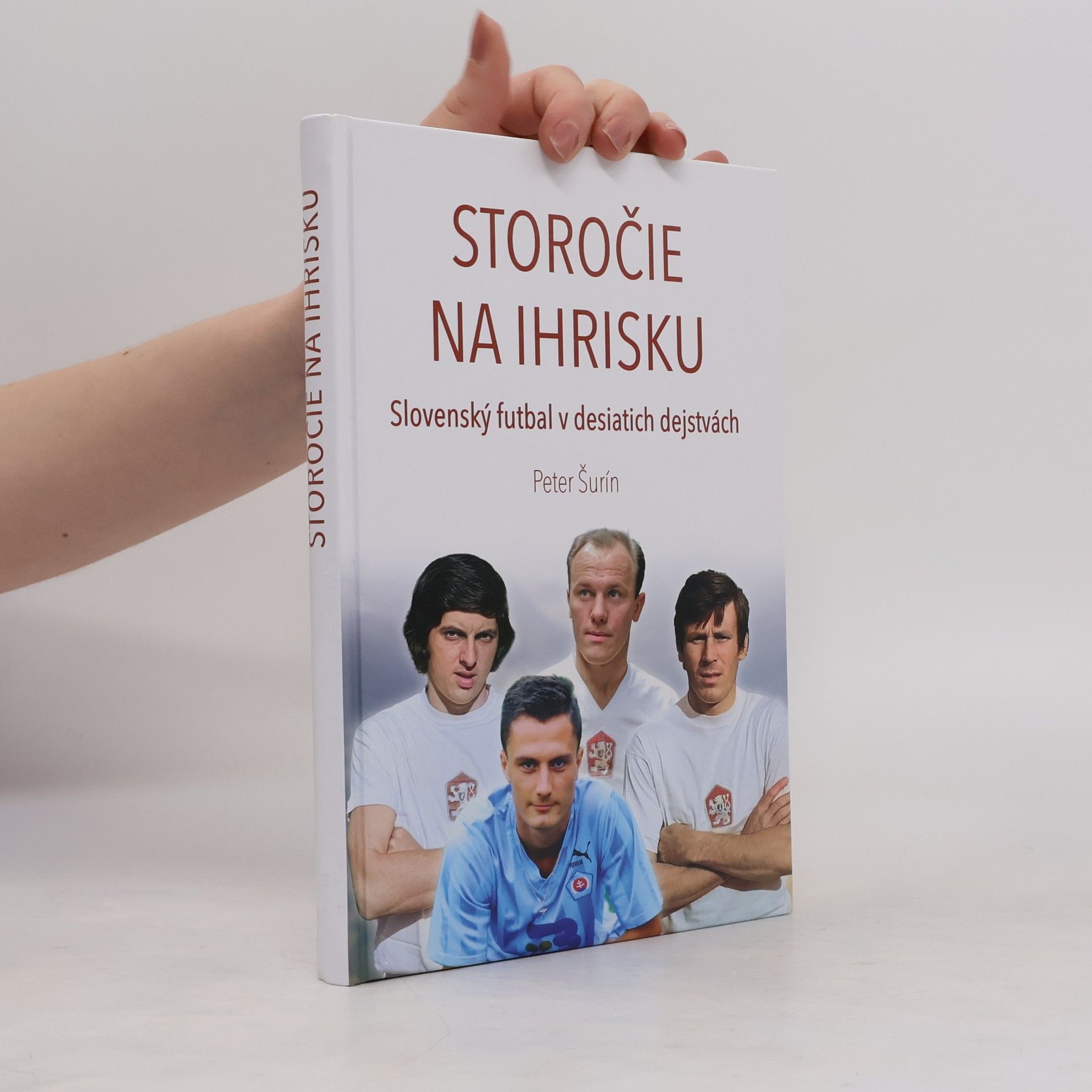 Peter Šurin Storočie na ihrisku
