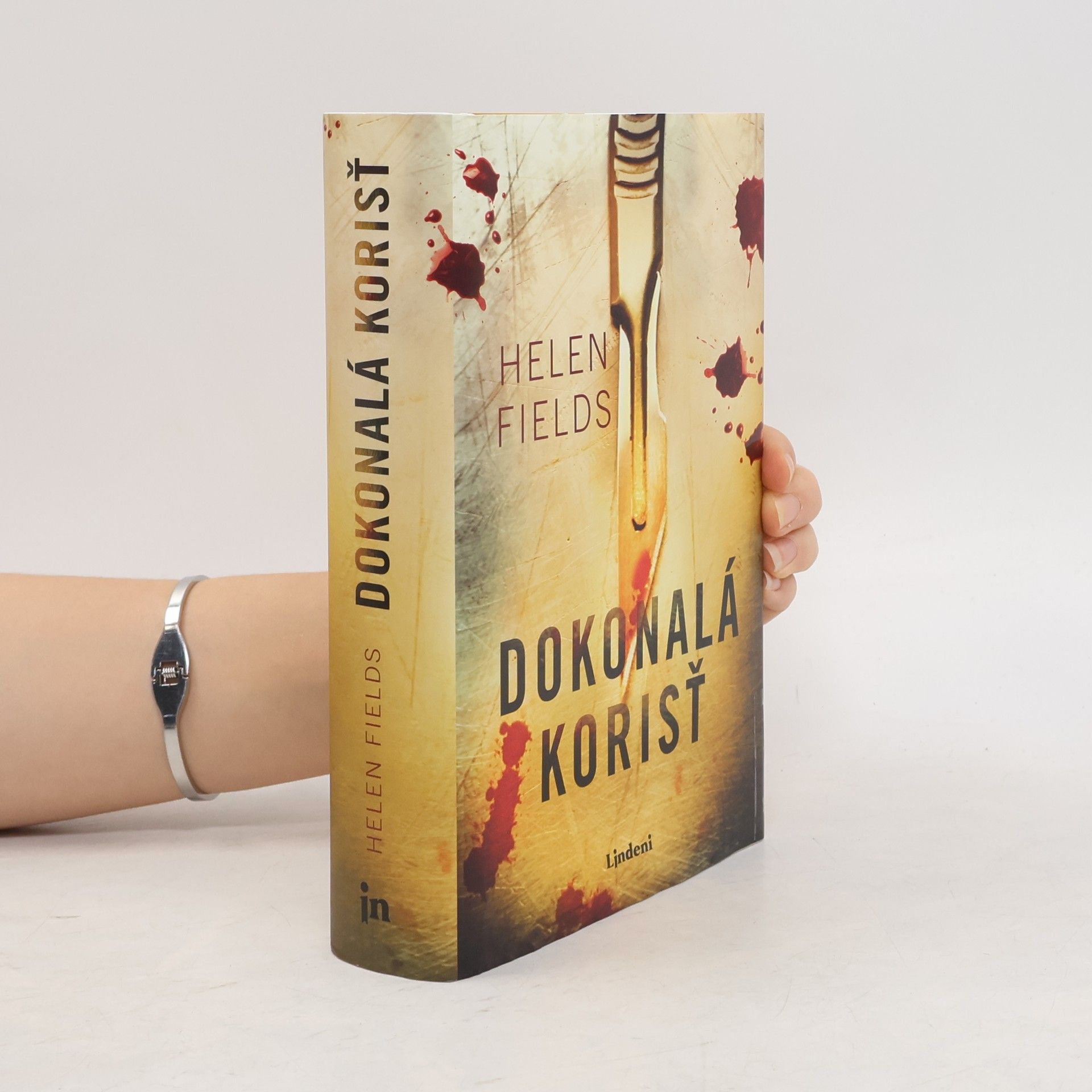 Helen Fields Dokonalá kořist