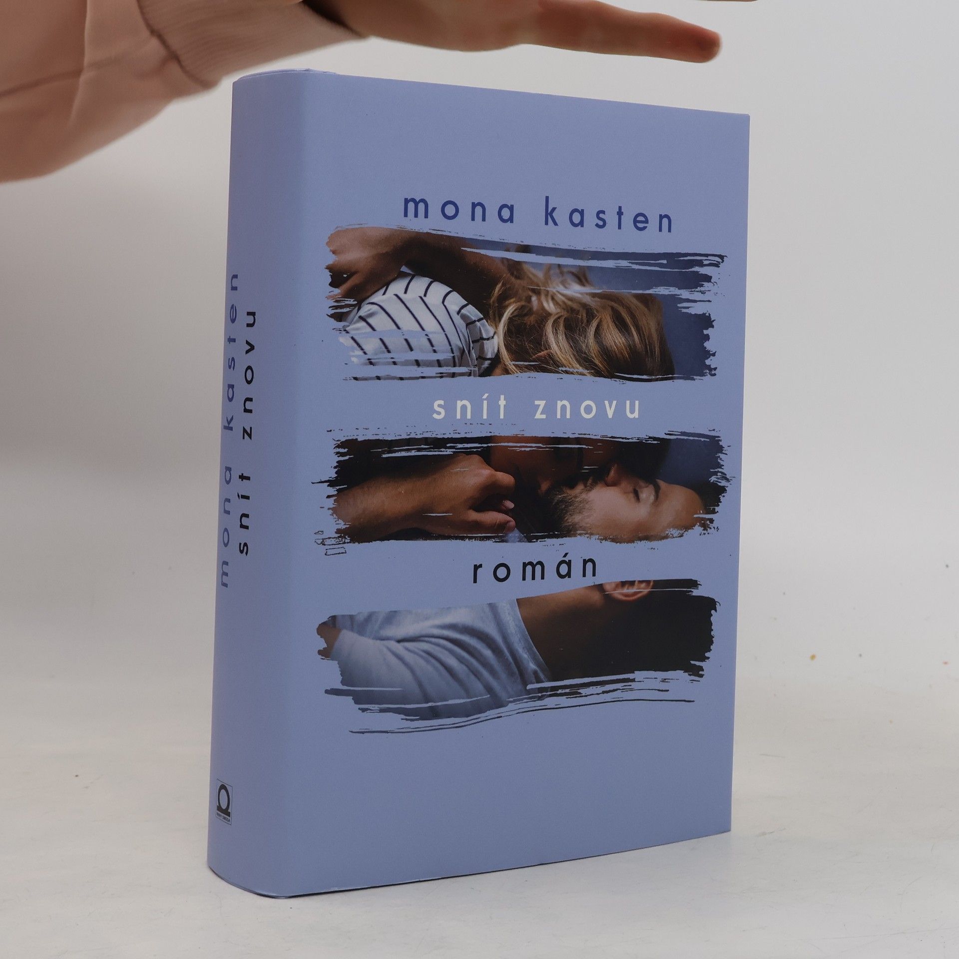Mona Kasten Snít znovu