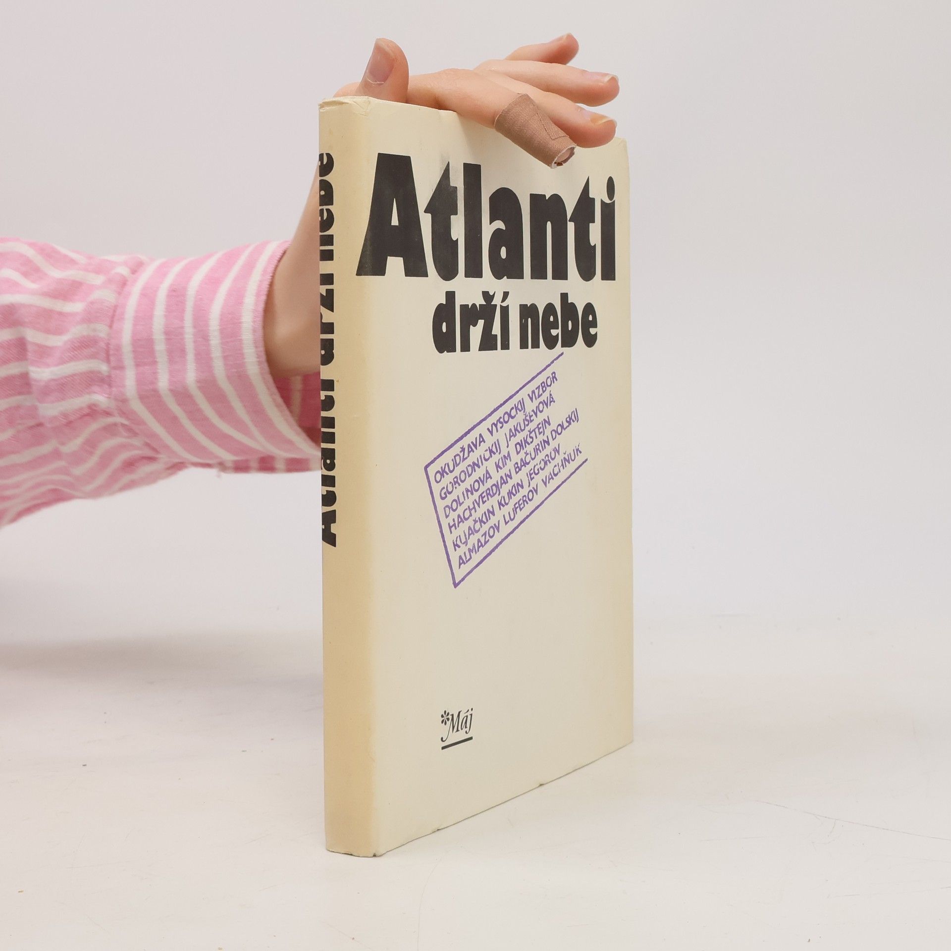 Various authors Atlanti drží nebe