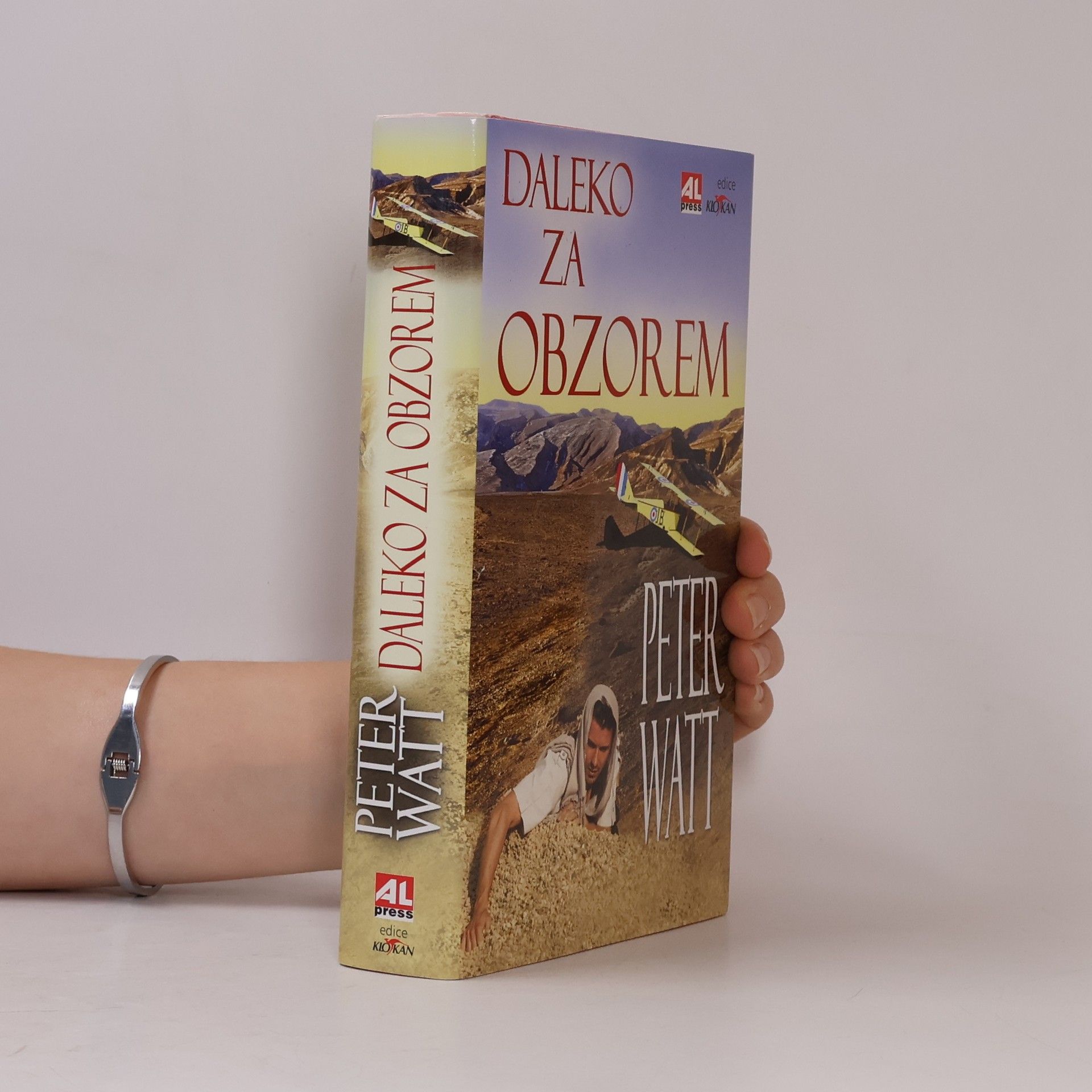 Daleko za obzorem