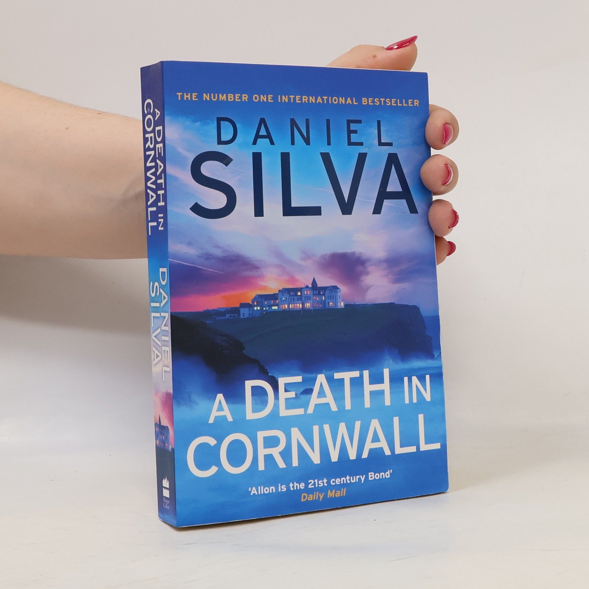 Daniel Silva A Death in Cornwall