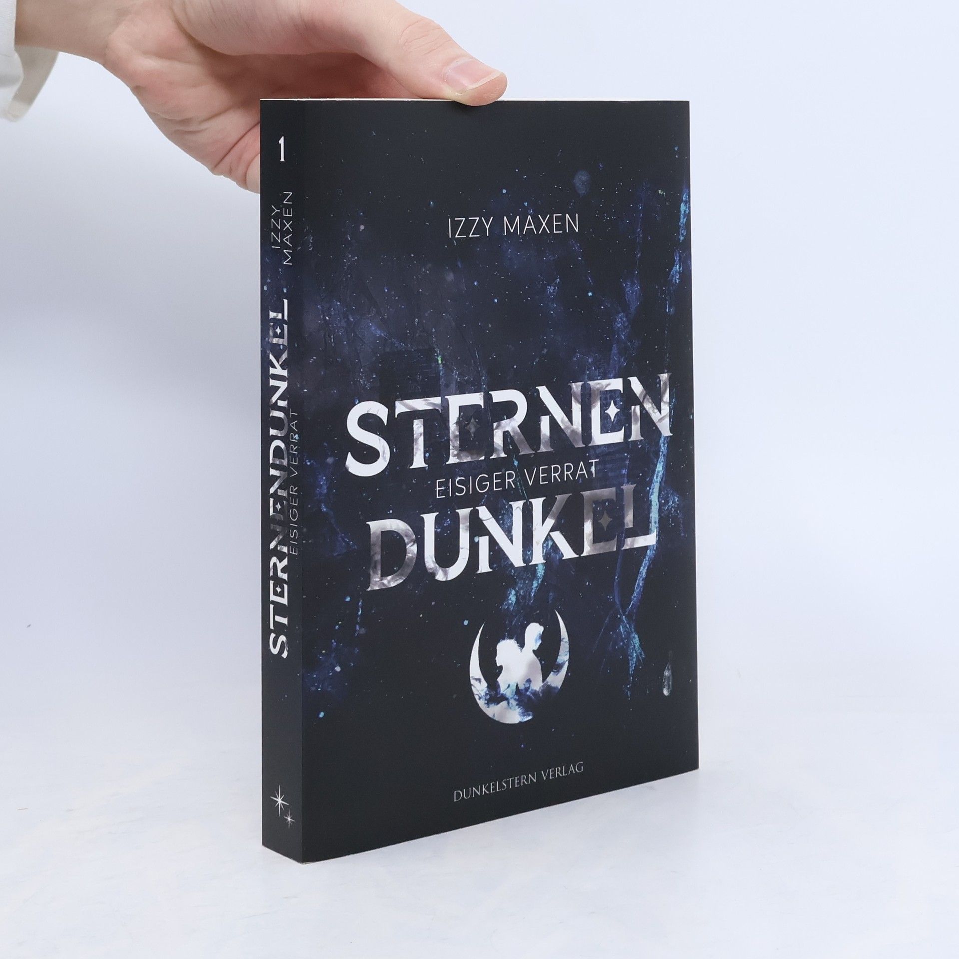 Izzy Maxen Sternendunkel