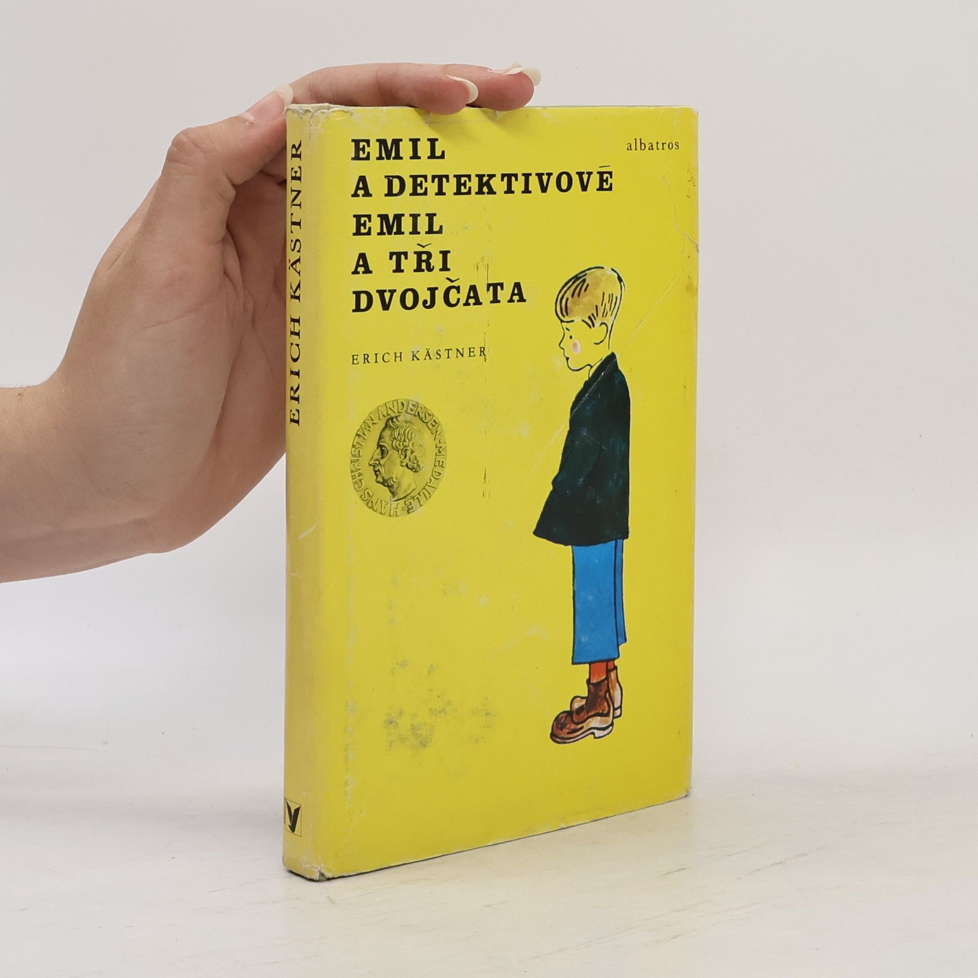 Erich Kästner Emil a detektivové. Emil a tři dvojčata