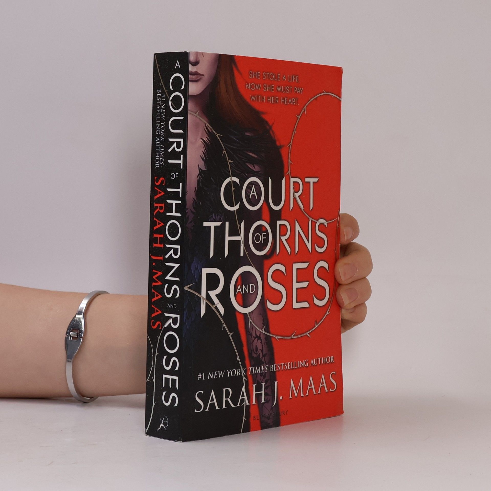 Sarah J. Maas A Court of Thorns and Roses