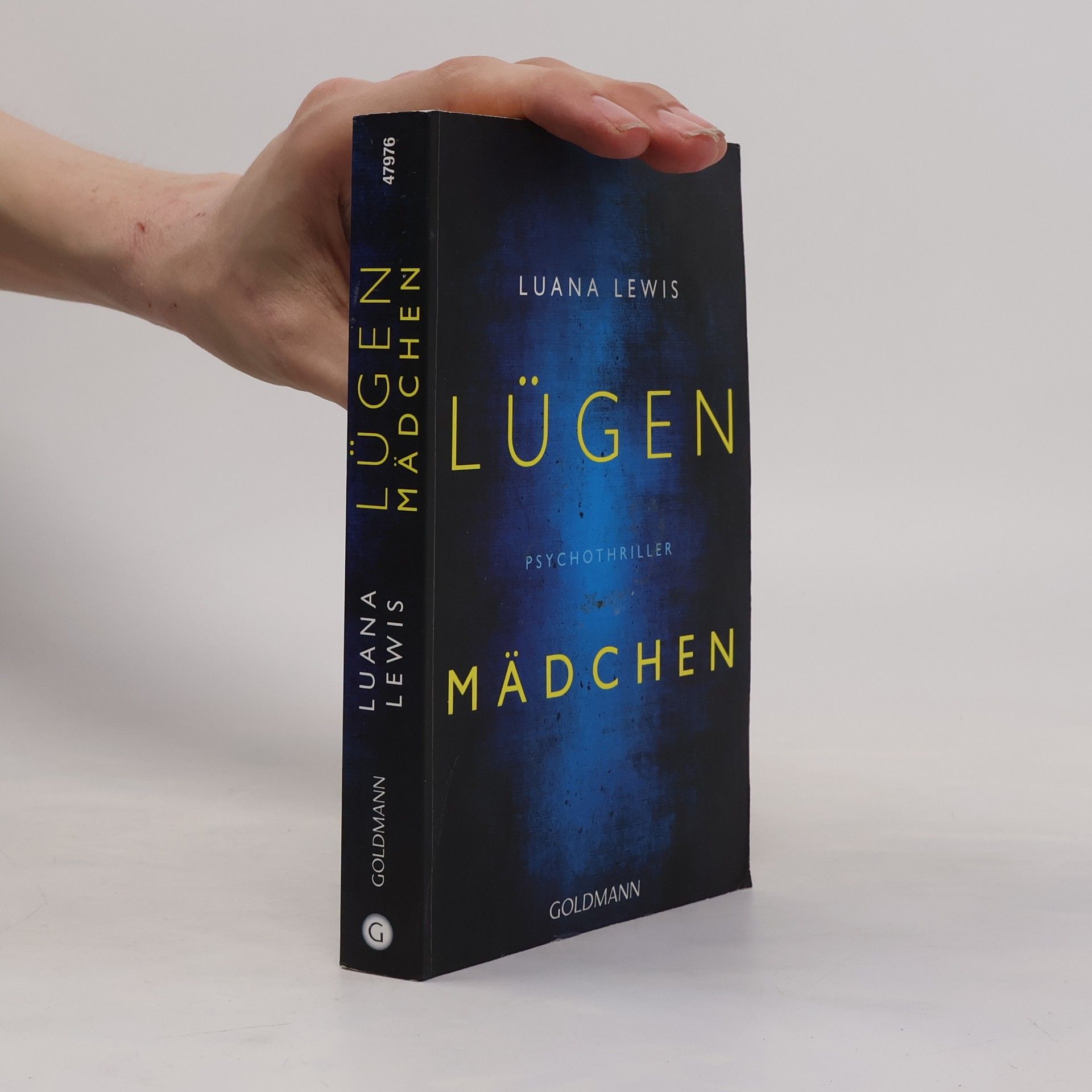 Luana Lewis Lügenmädchen