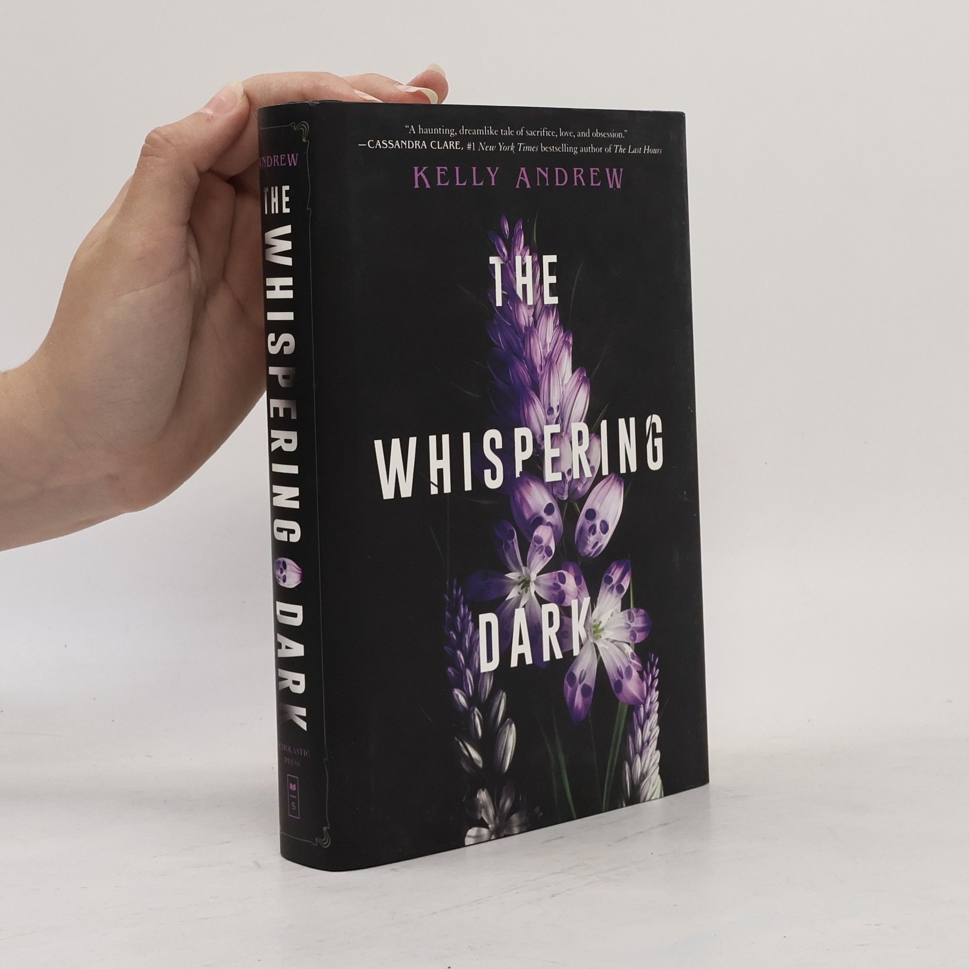 Andrew Kelly The Whispering Dark