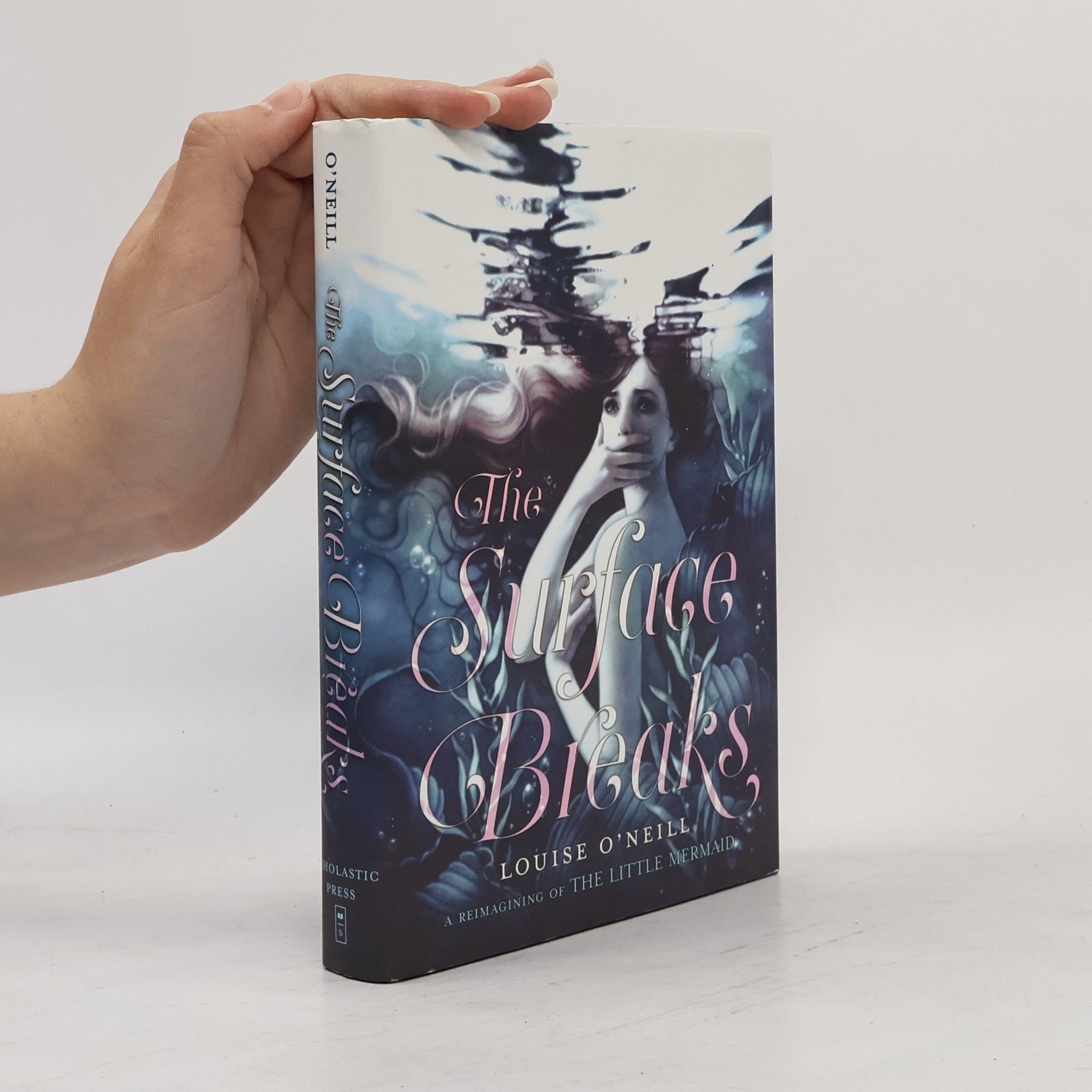 Louise O. Neill The Surface Breaks