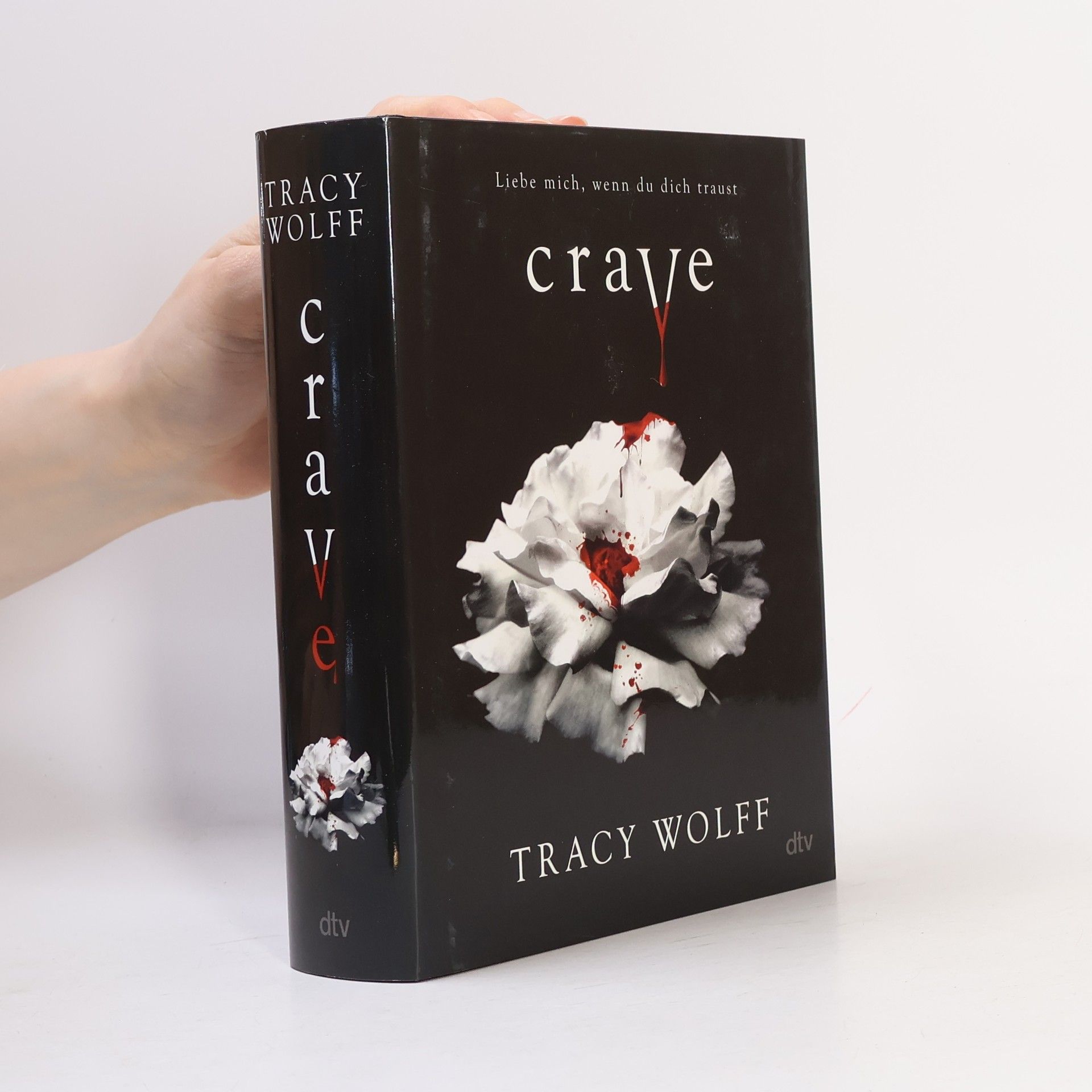 Tracy Wolff Crave