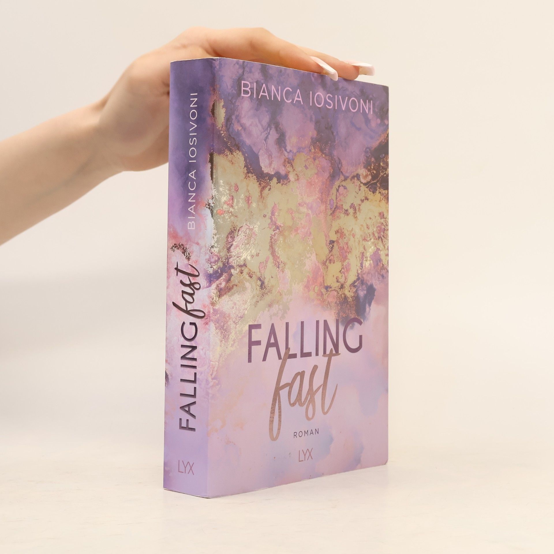 Bianca Iosivoni Falling fast
